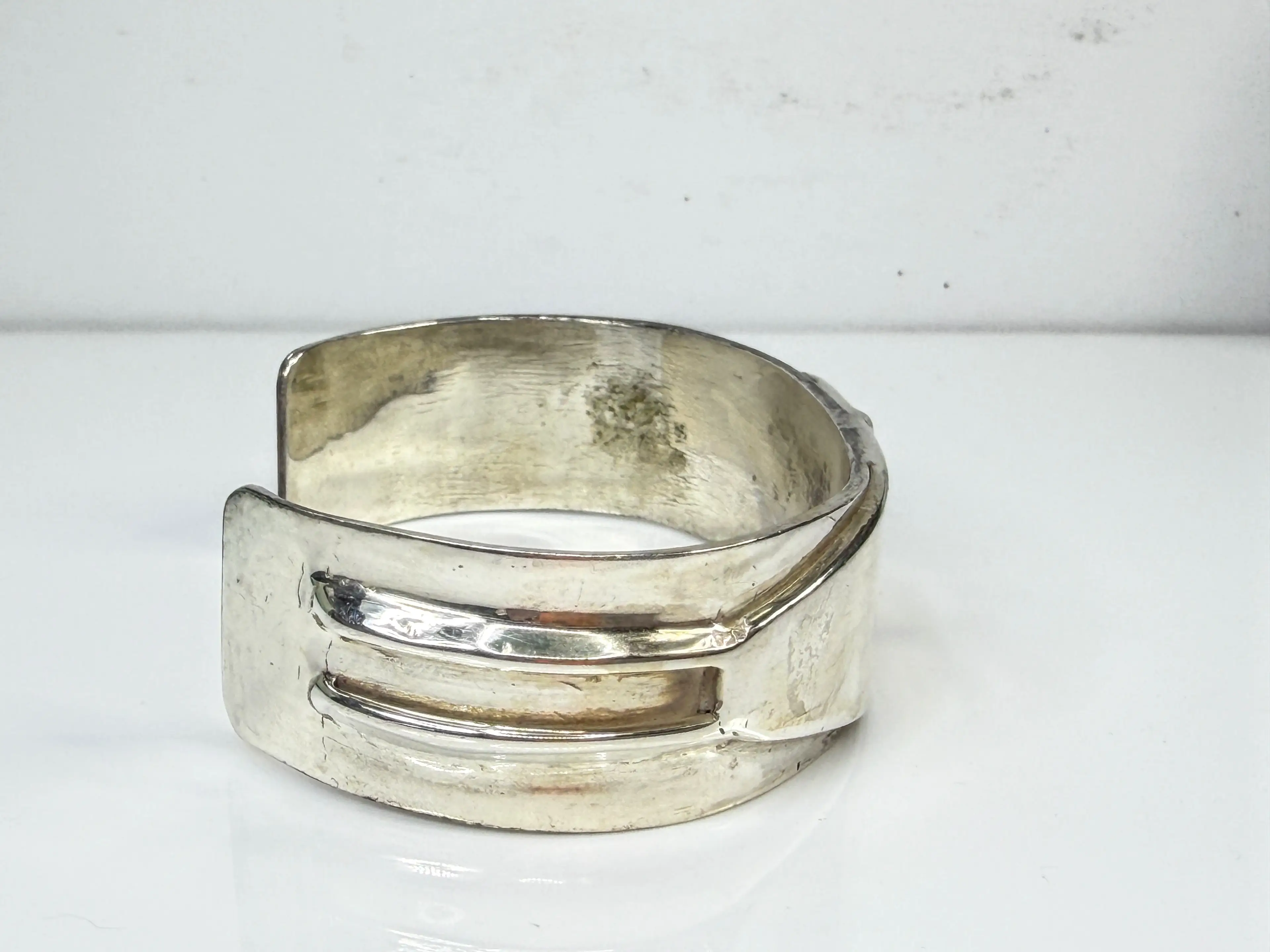 Image 4 of 5
