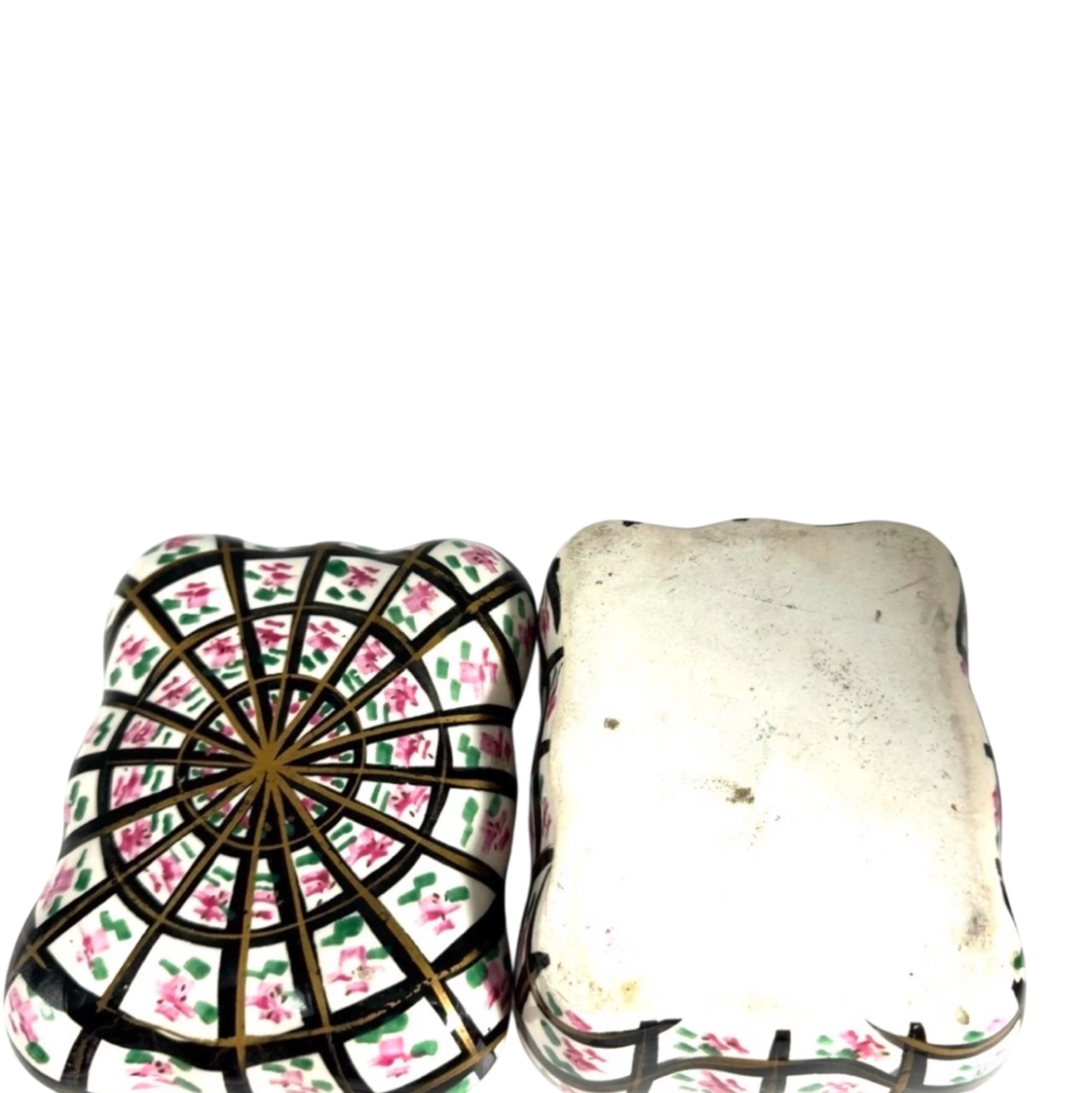 Image 4 of 6