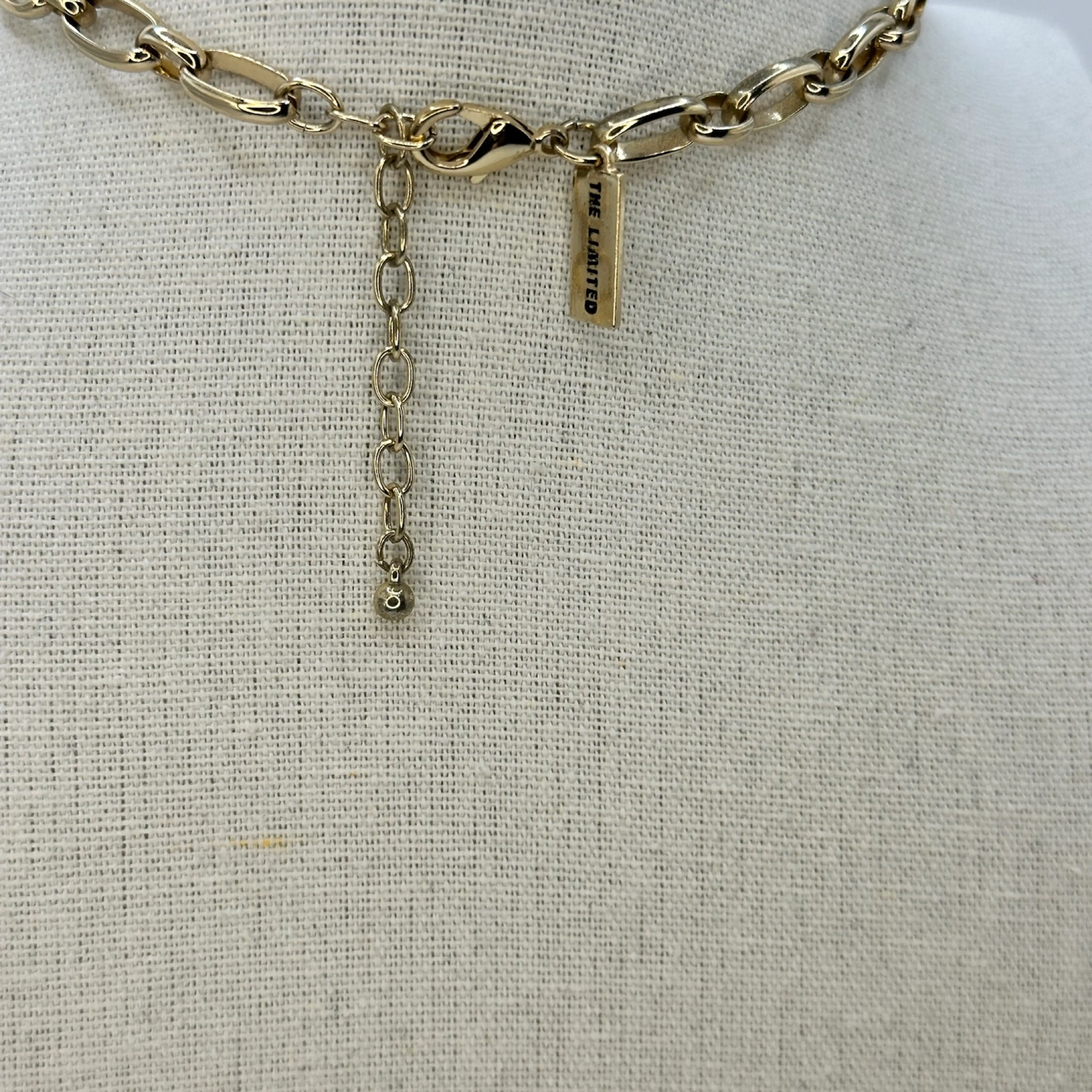 Image 4 of 4