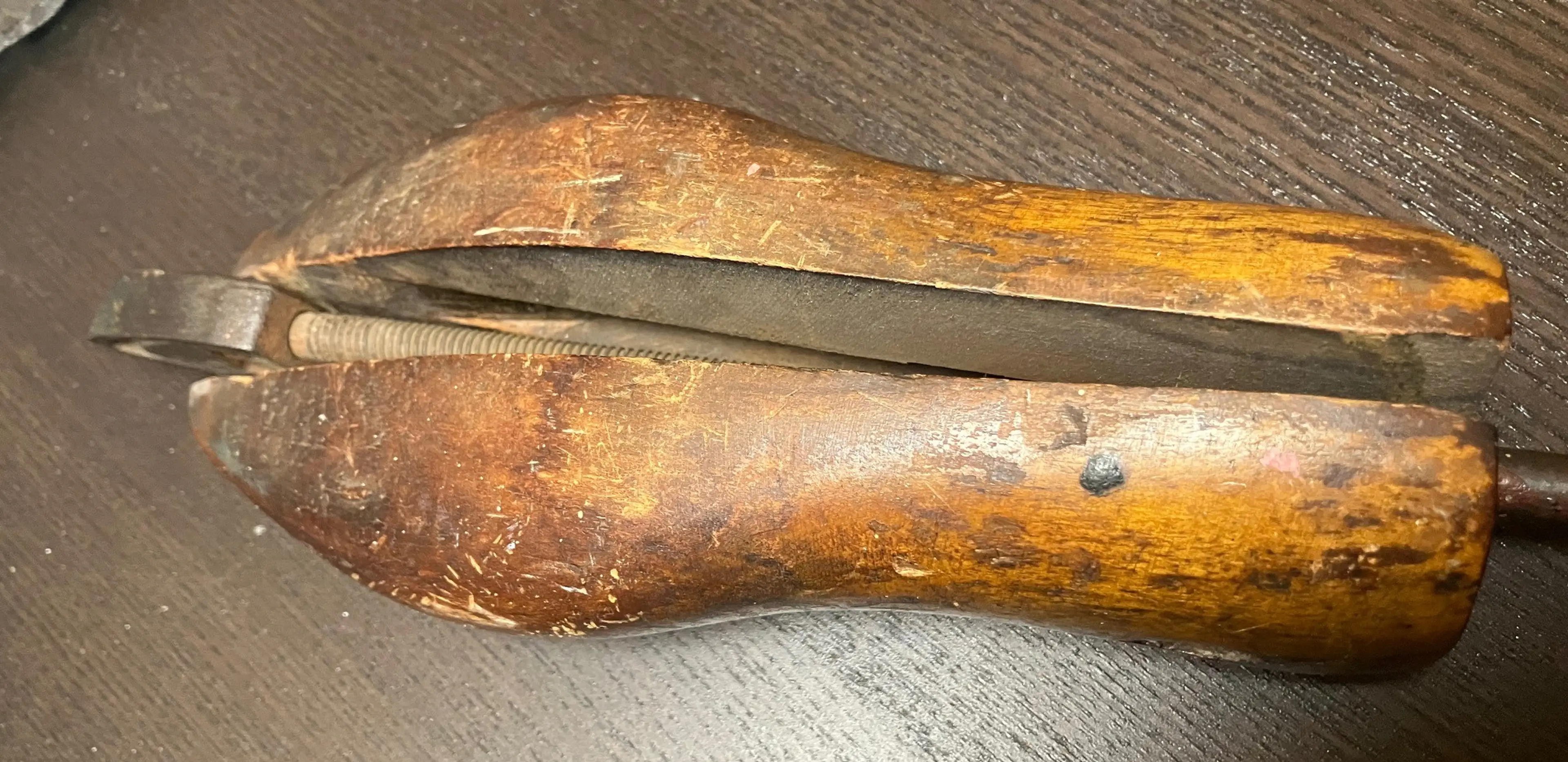 Image 2 of 6