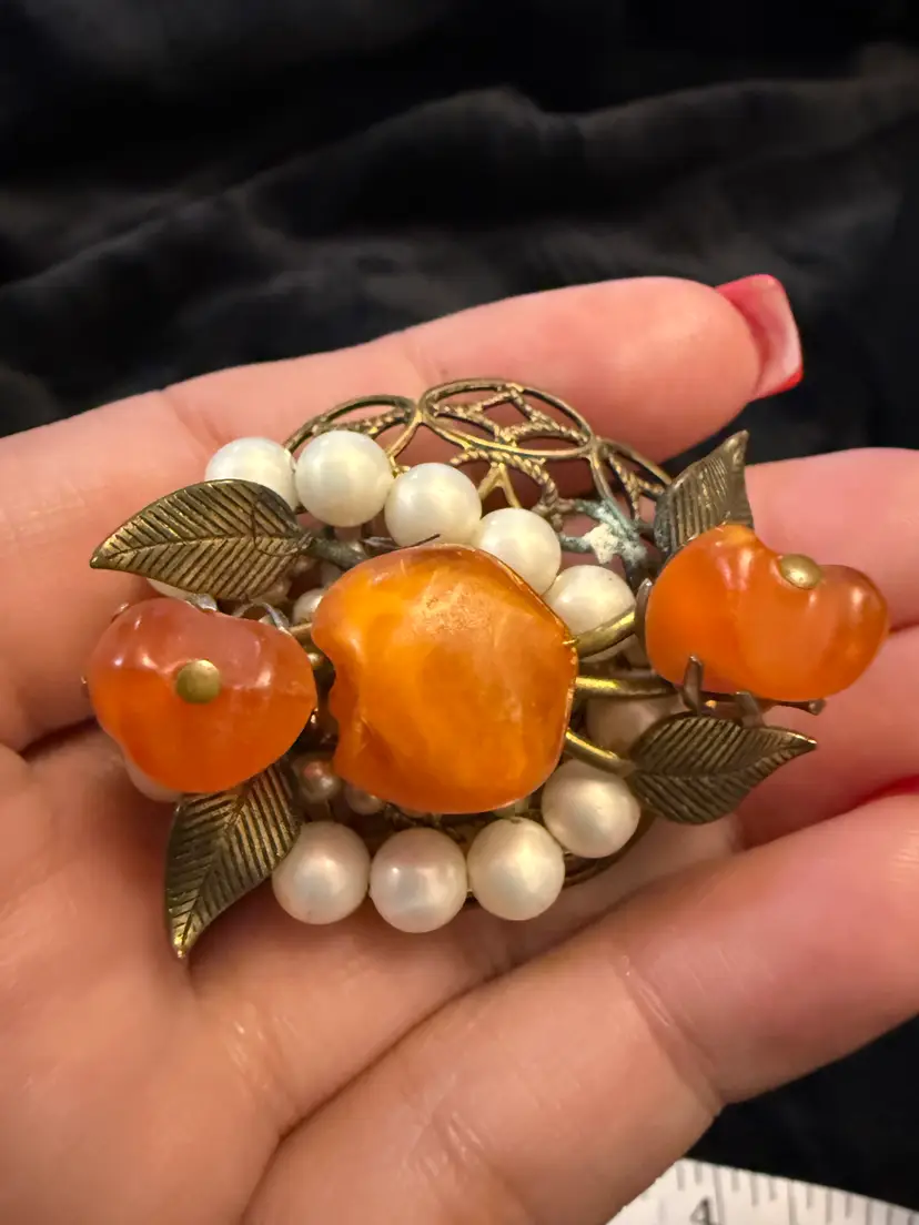 Vintage Orange Fruit gold filigree Brooch with Pearls