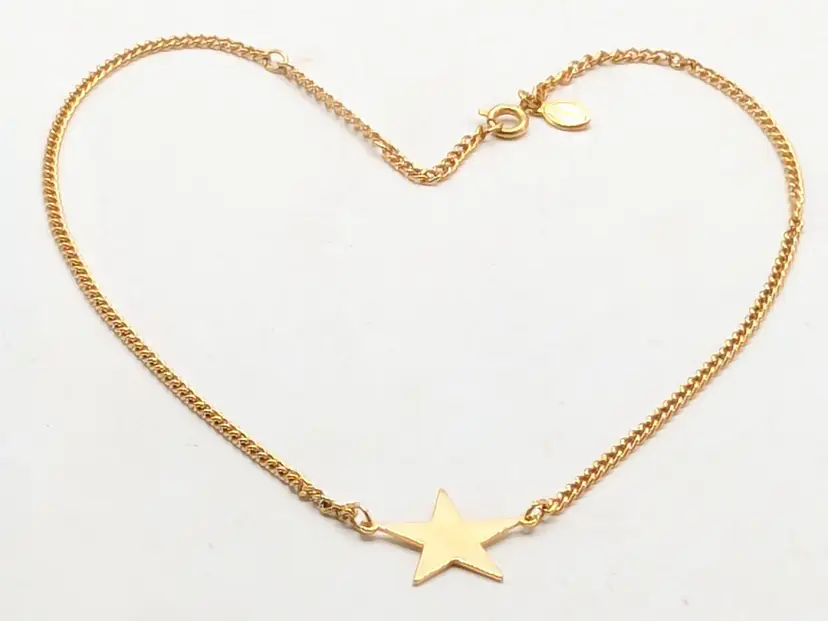 Vintage Avon Gold Tone Sunny Star Pendant Choker Necklace 1975
