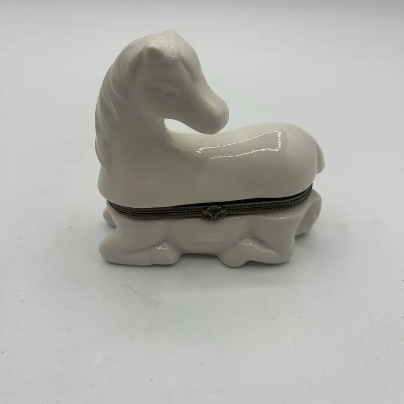 25-Porcelain Trinket Box White Horse Shaped Hinged Lid Decorative Collectible