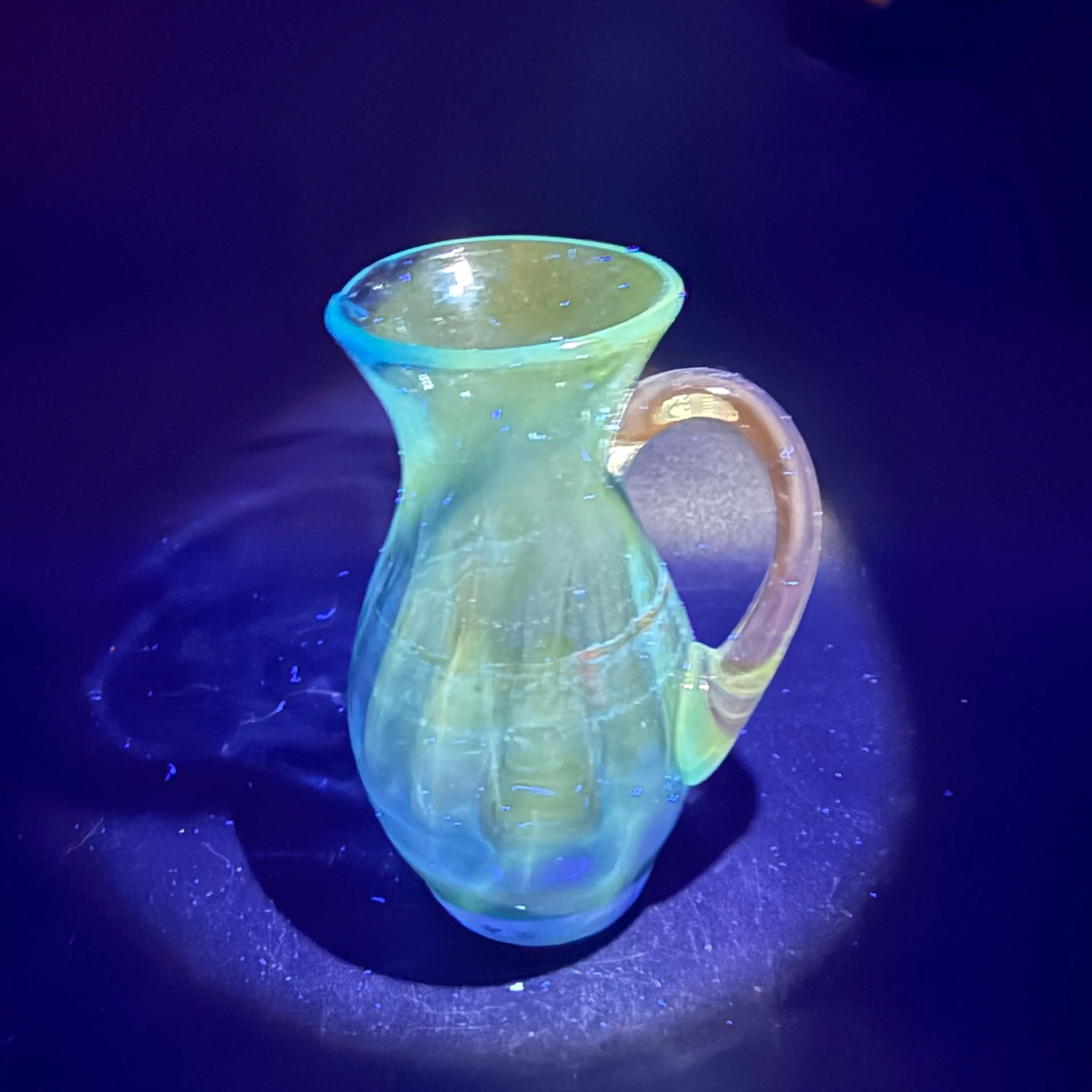 Image 2 of 7
