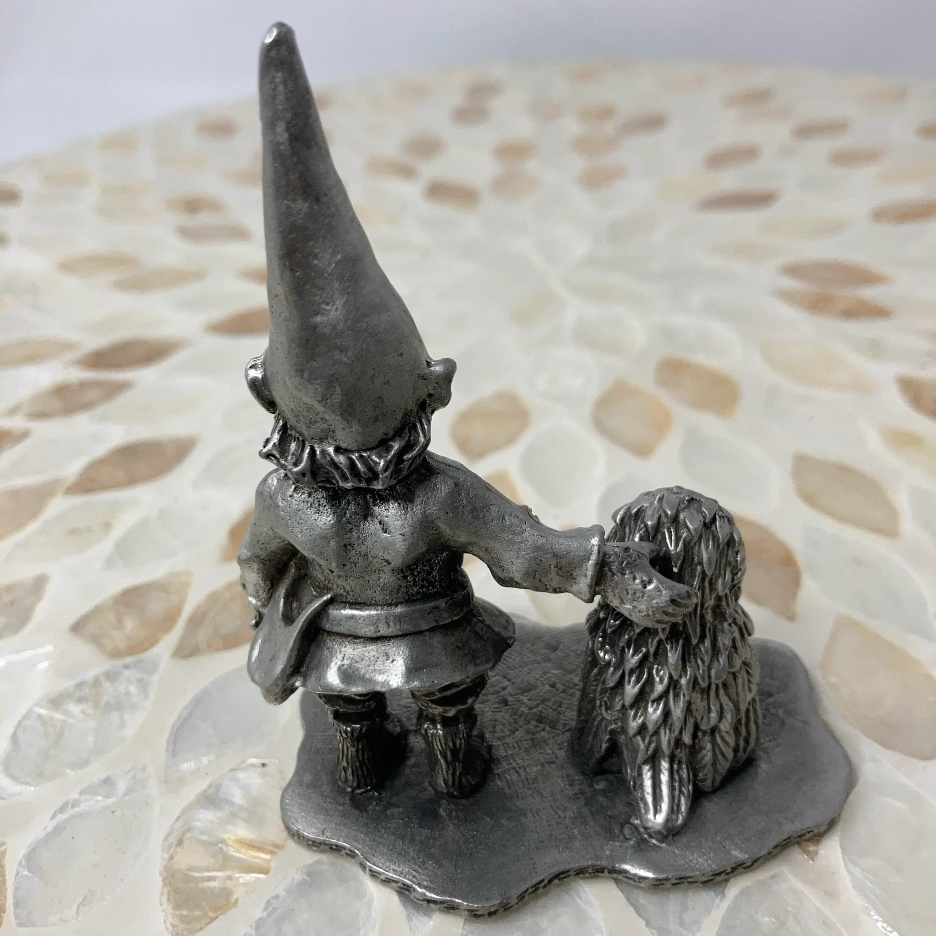 Image 4 of 8