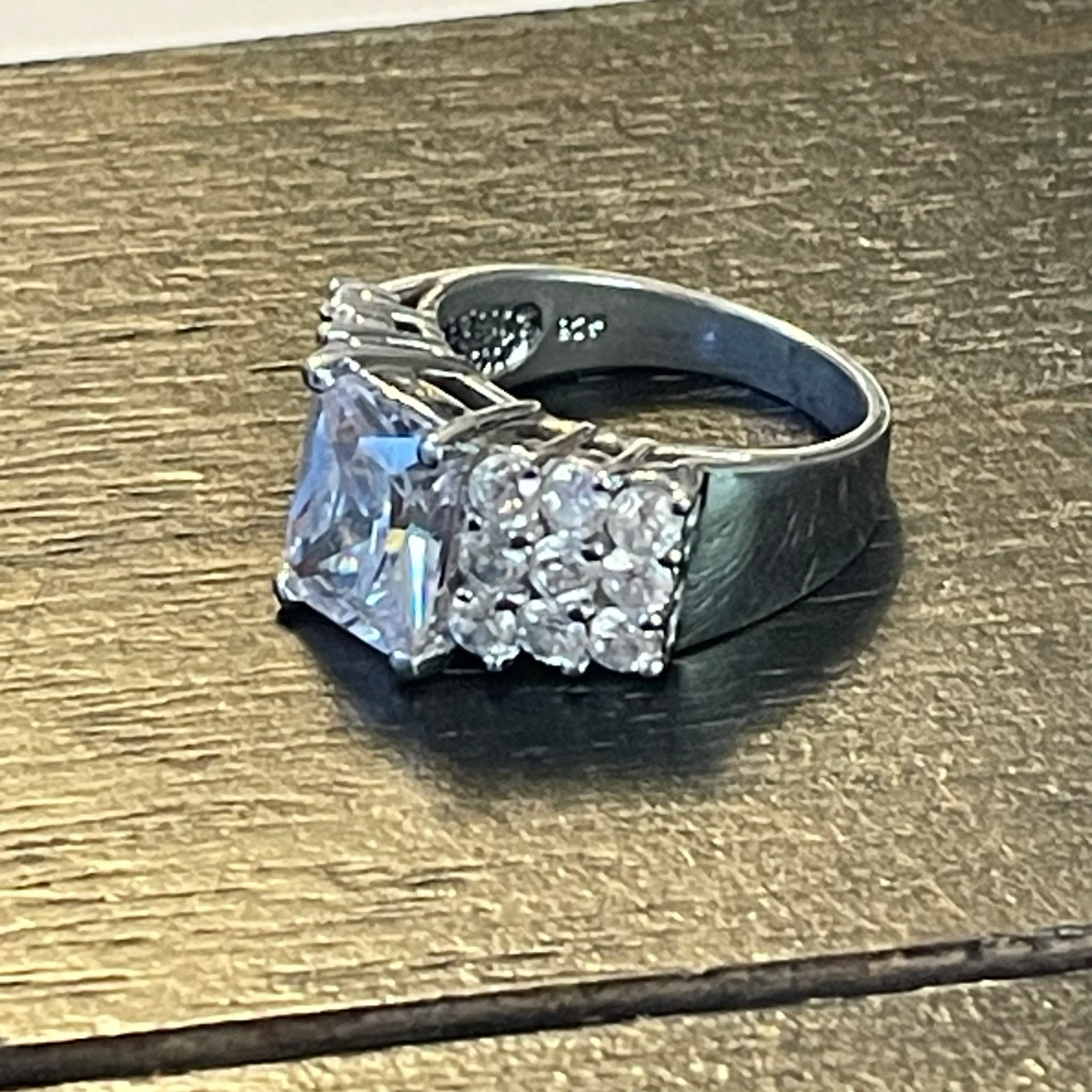 Image 2 of 4