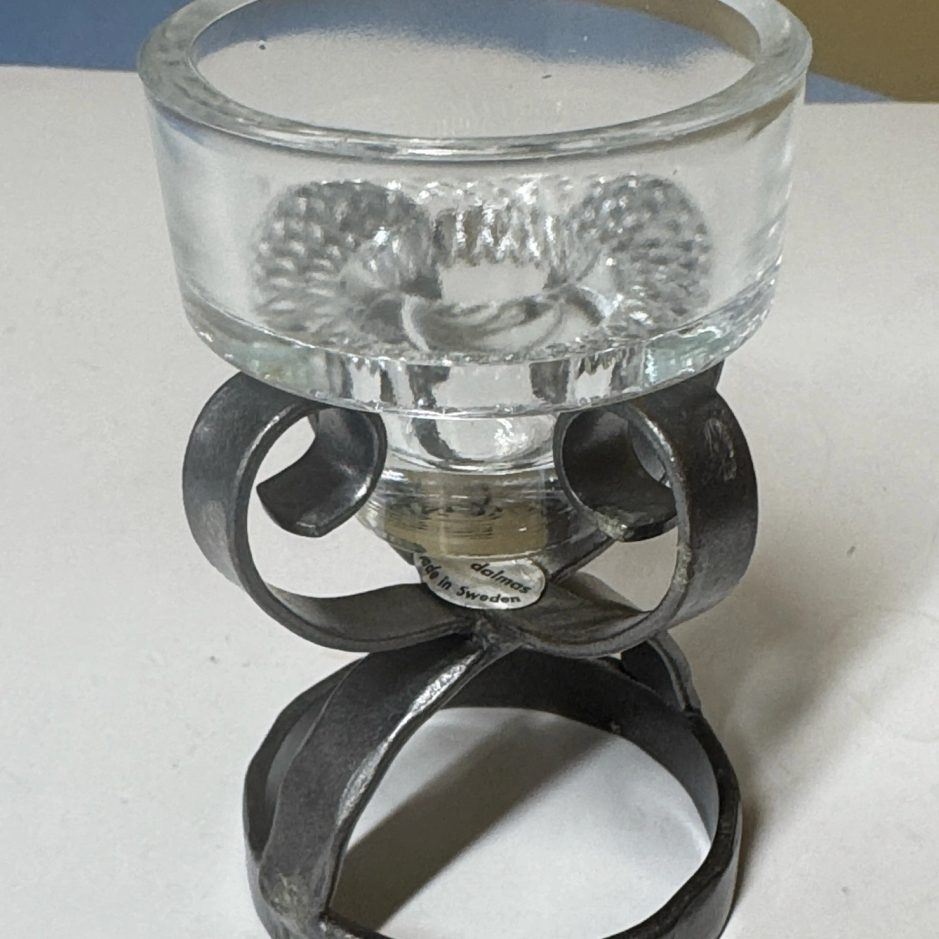 Image 2 of 6