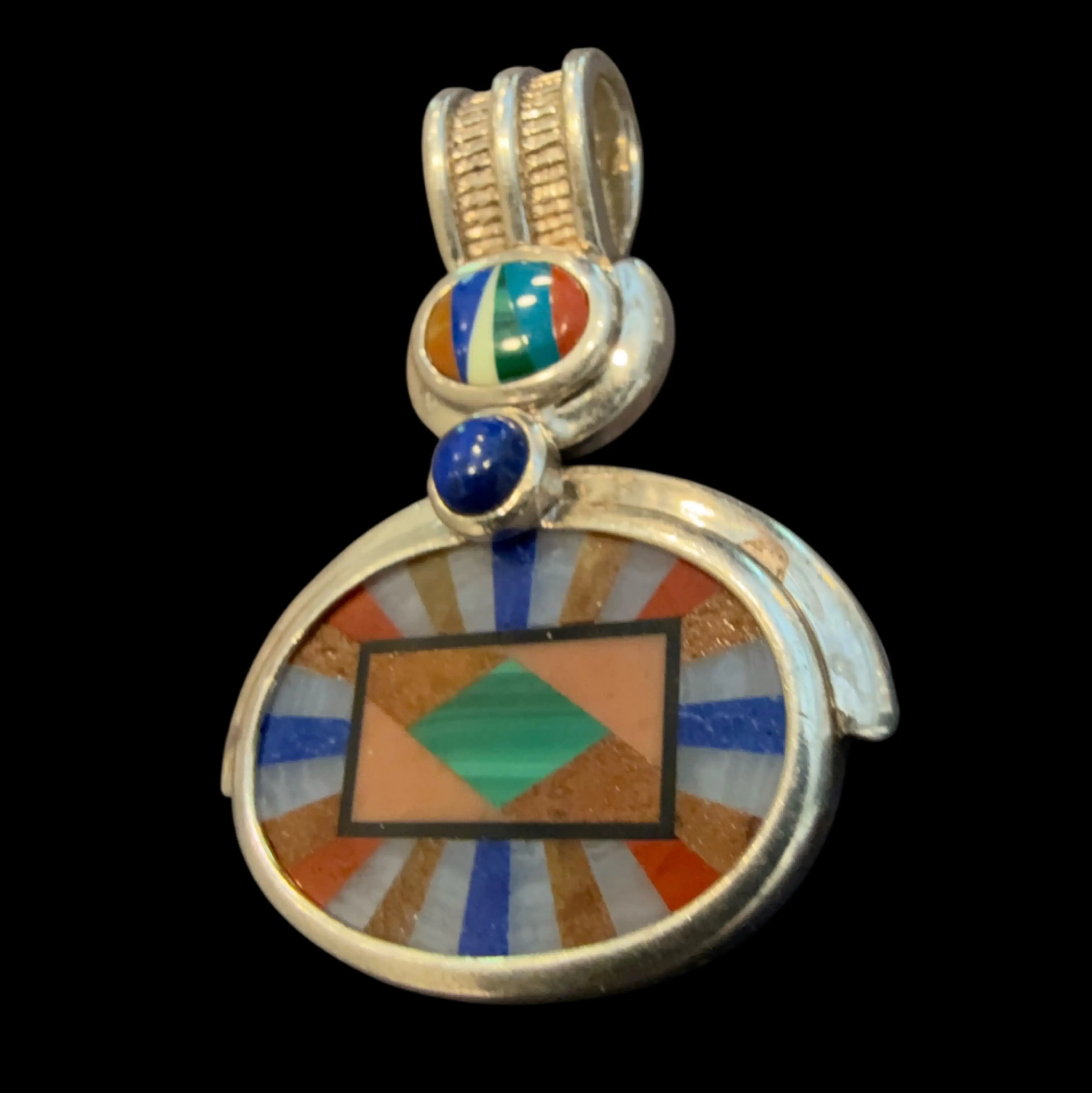 Image 4 of 7