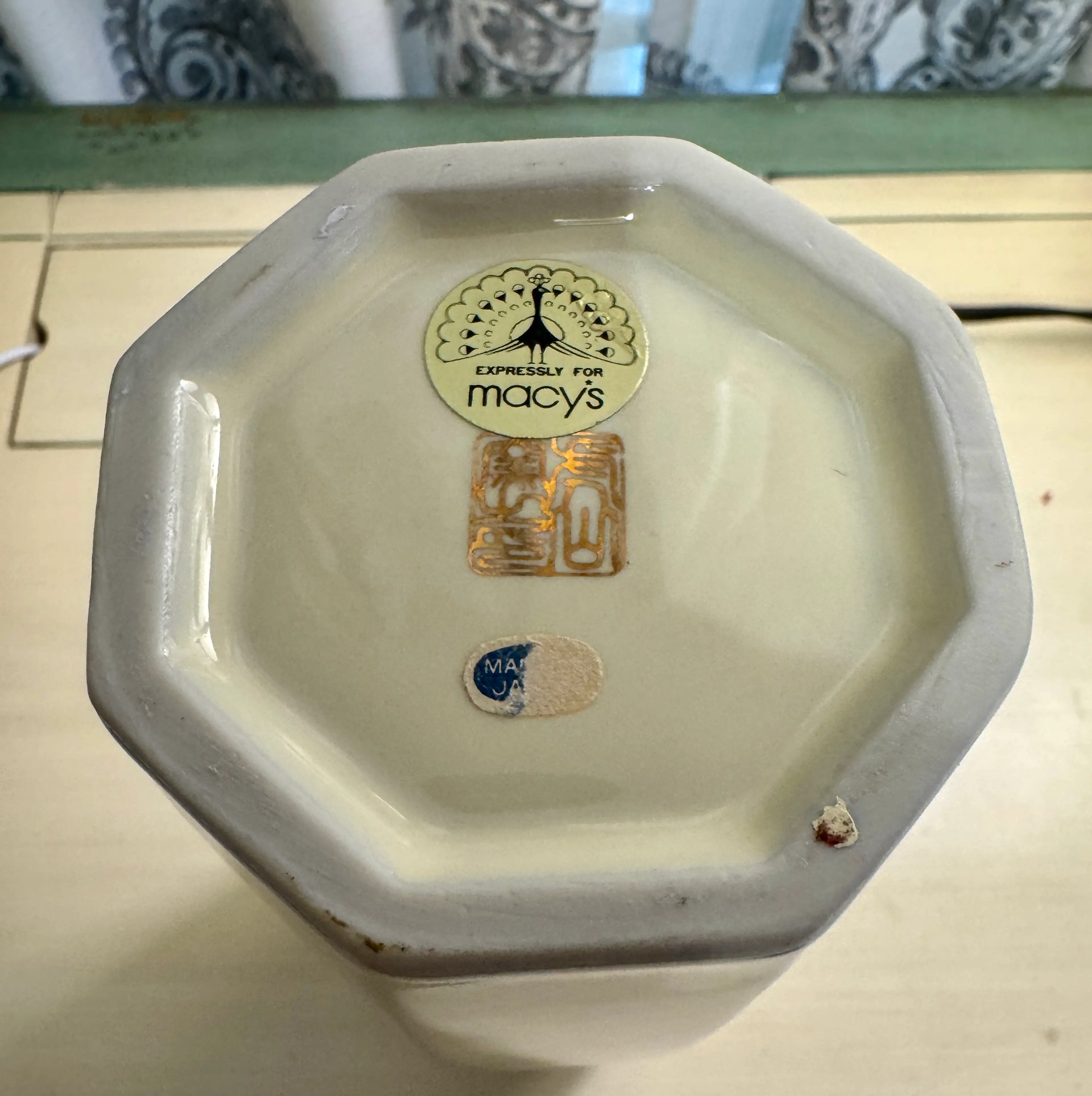 Image 4 of 4