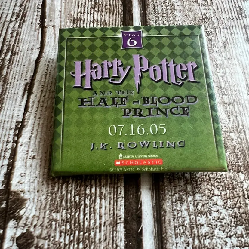 Harry Potter And The Half-Blood Prince Book Release Lapel Hat Pin