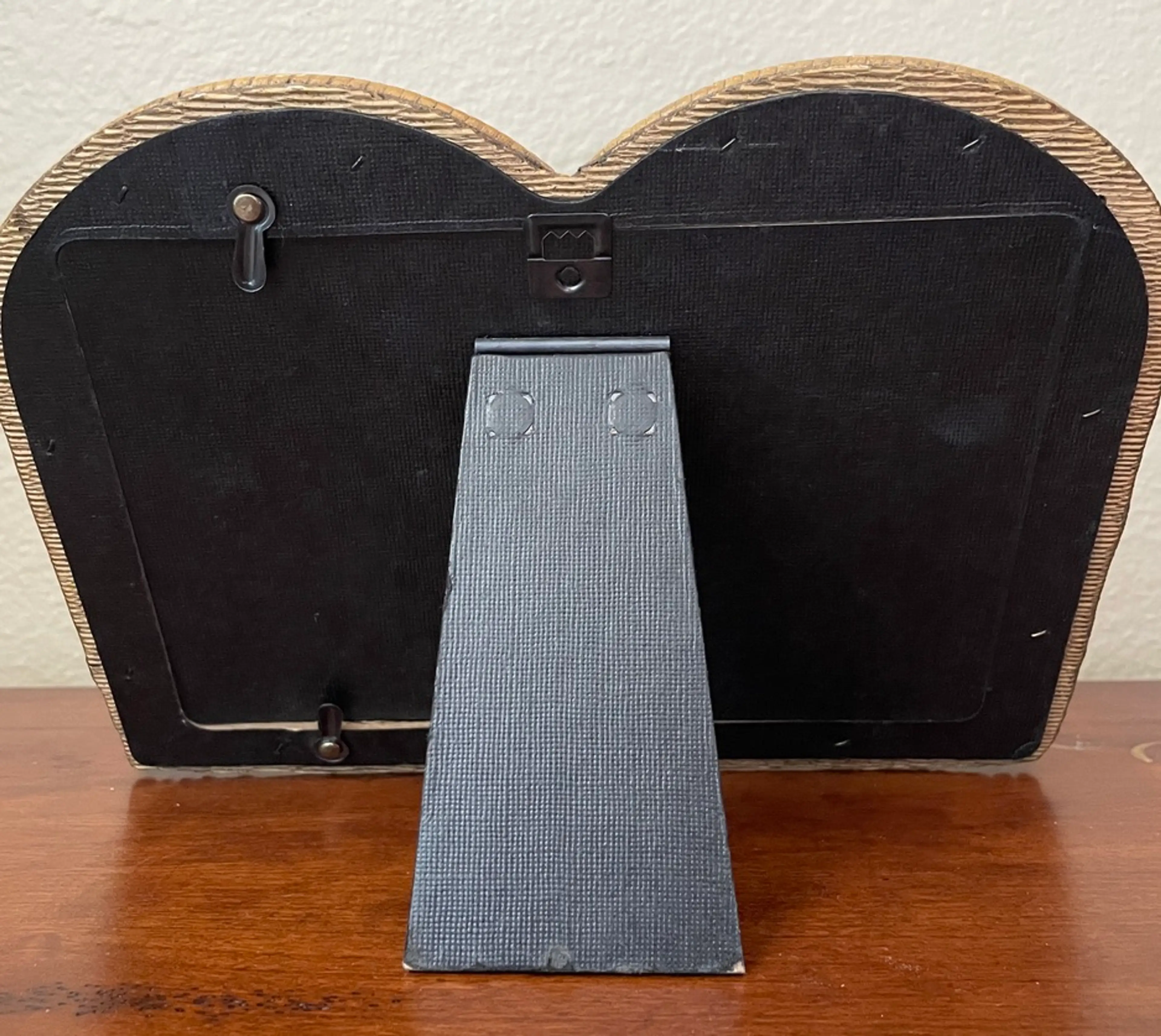 Image 2 of 9