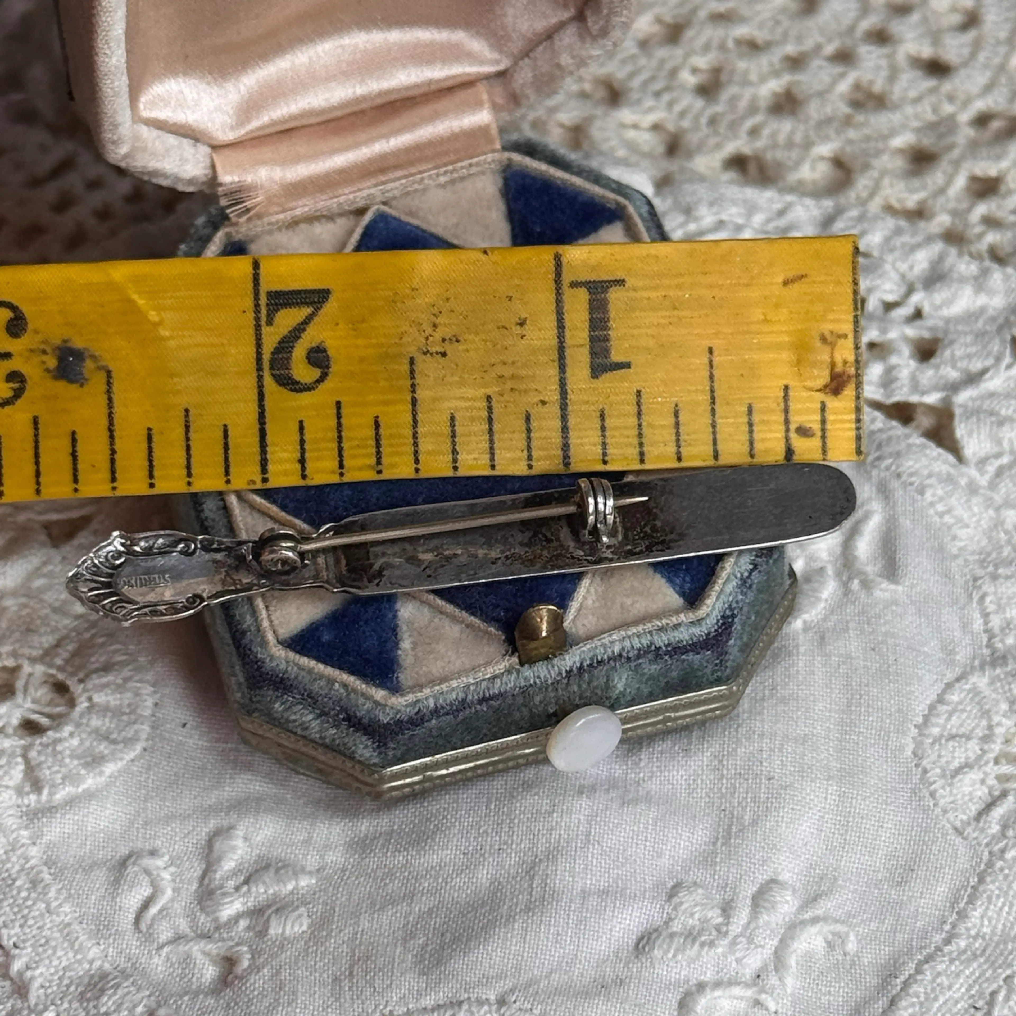 Image 3 of 3