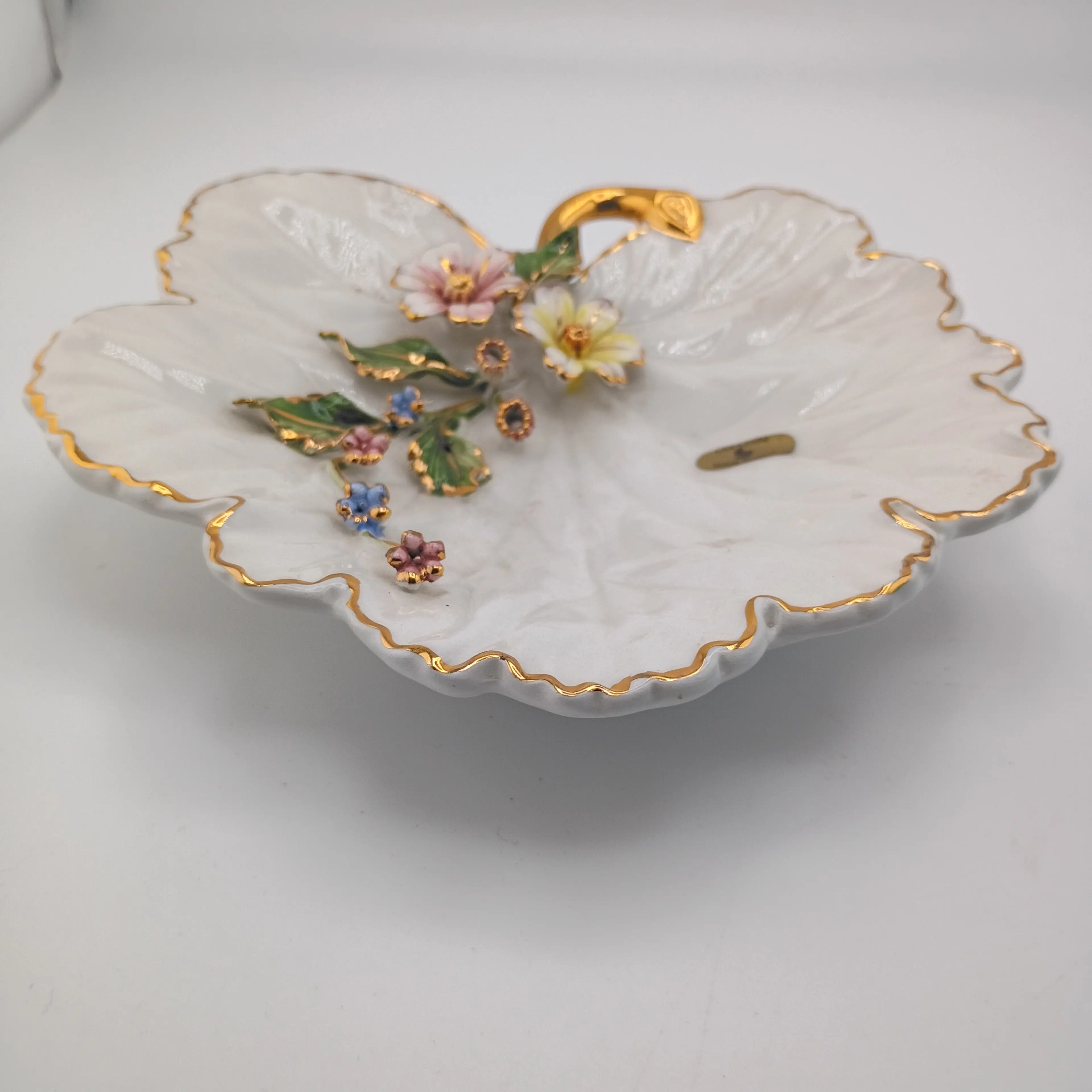 Image 2 of 5