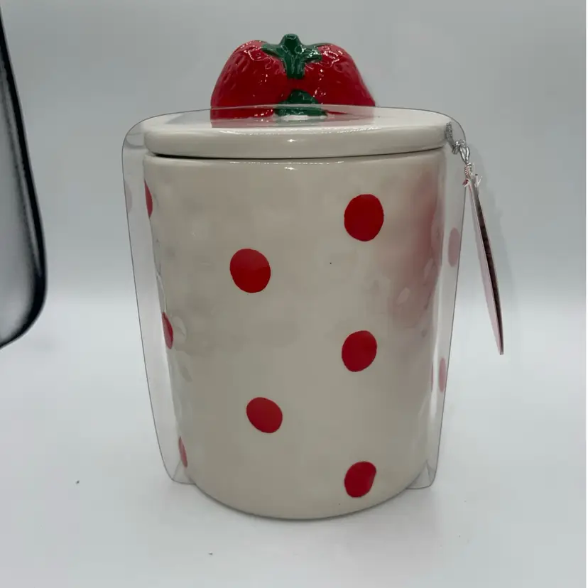 BOUTIQUE SPRING SUMMER KITCHEN CANISTER w/POLKA DOTS & STRAWBERRIES ON LID NEW