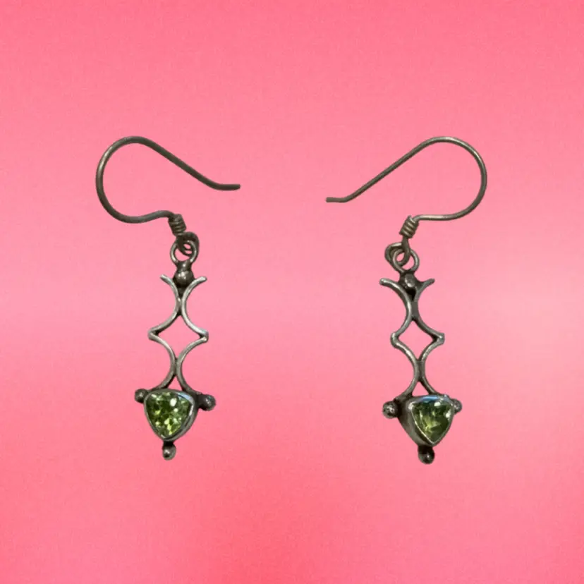 Vintage Sterling Silver Peridot Dangle Earrings 1.5”