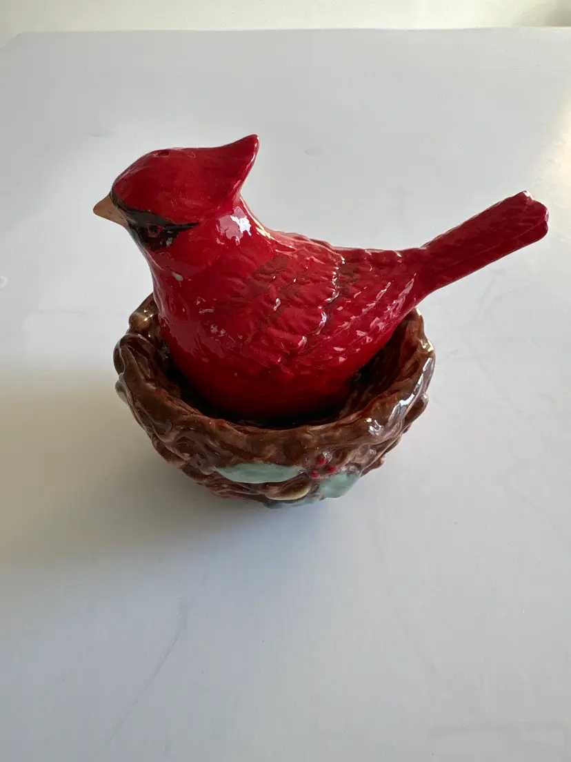 Lenox Red Cardinal salt & pepper shakers - New