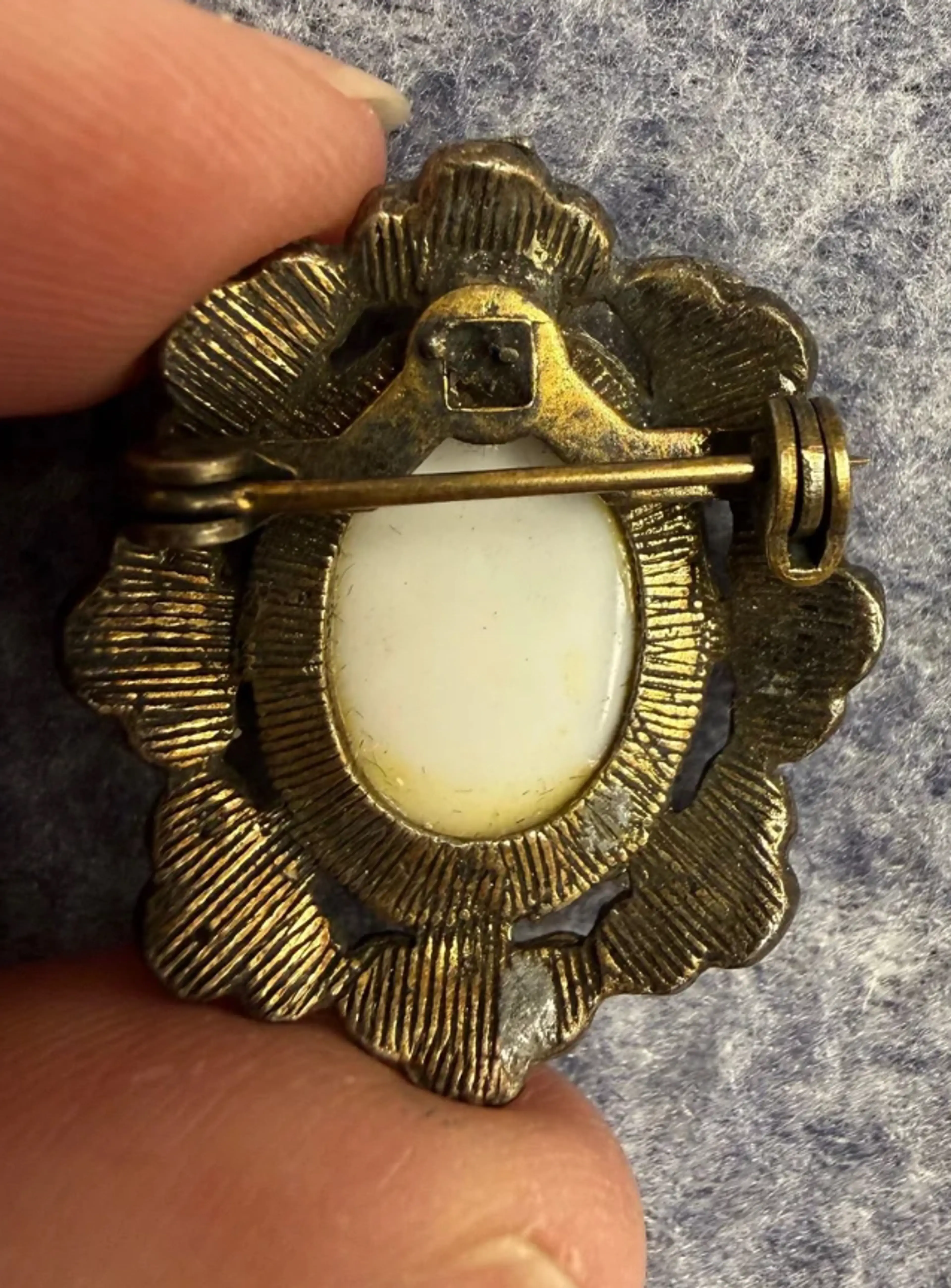 Image 3 of 5