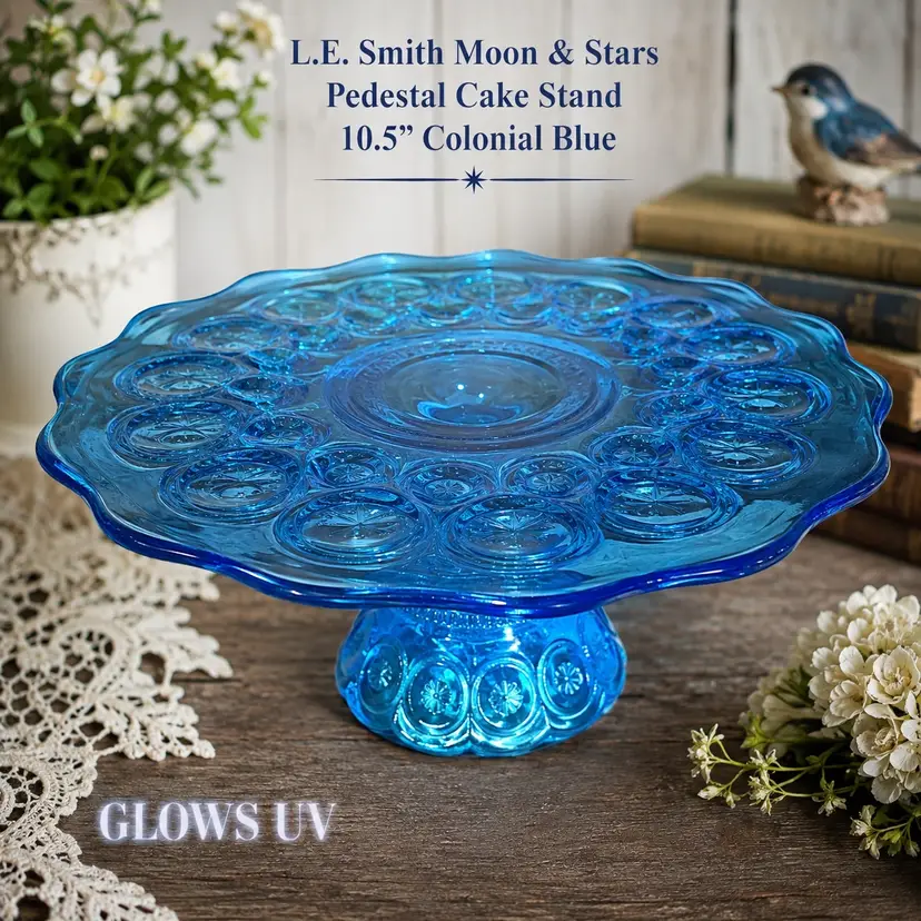 L.E. Smith Moon & Stars Colonial Blue Pedestal Cake Stand 10.5” UV Glow VTG