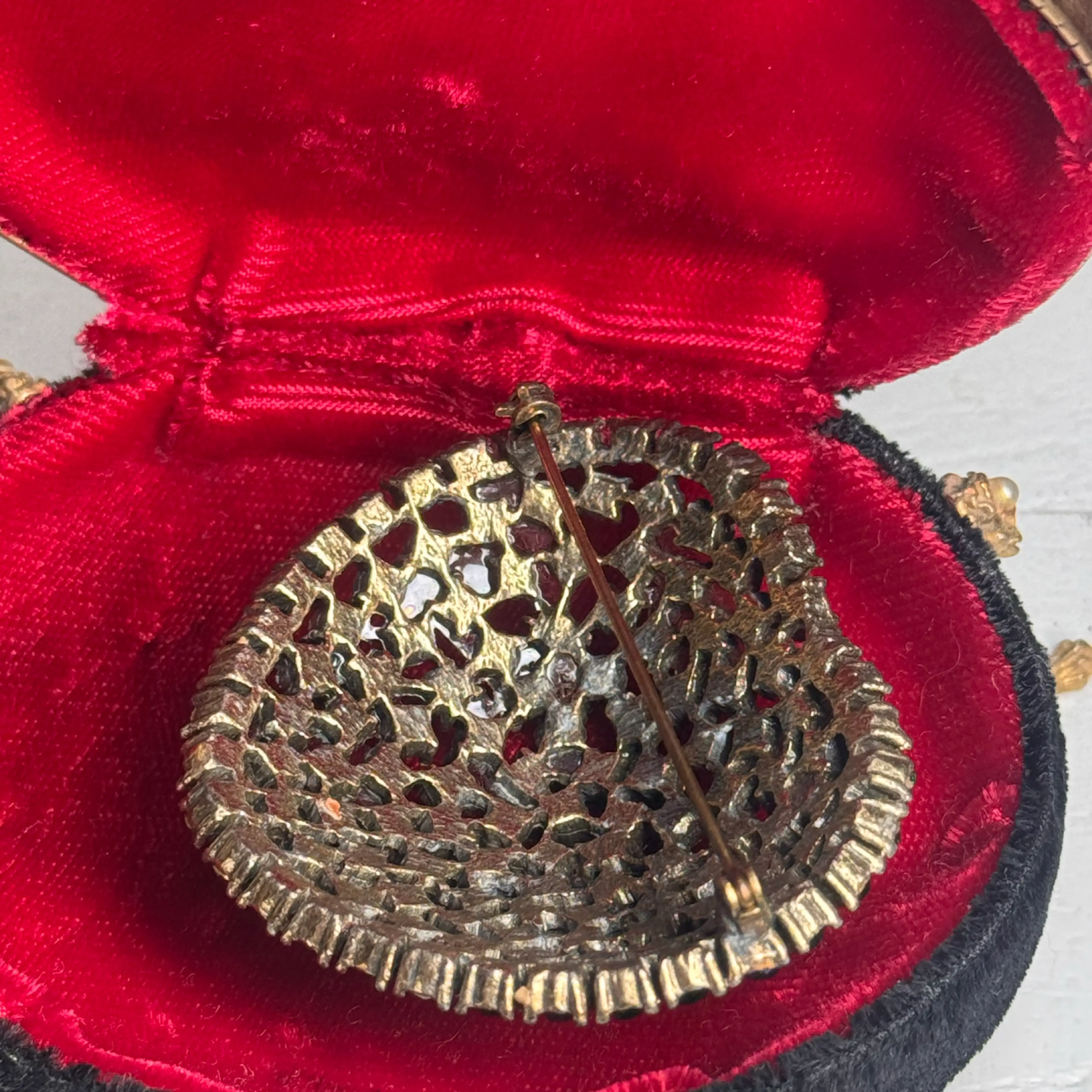 Image 3 of 3