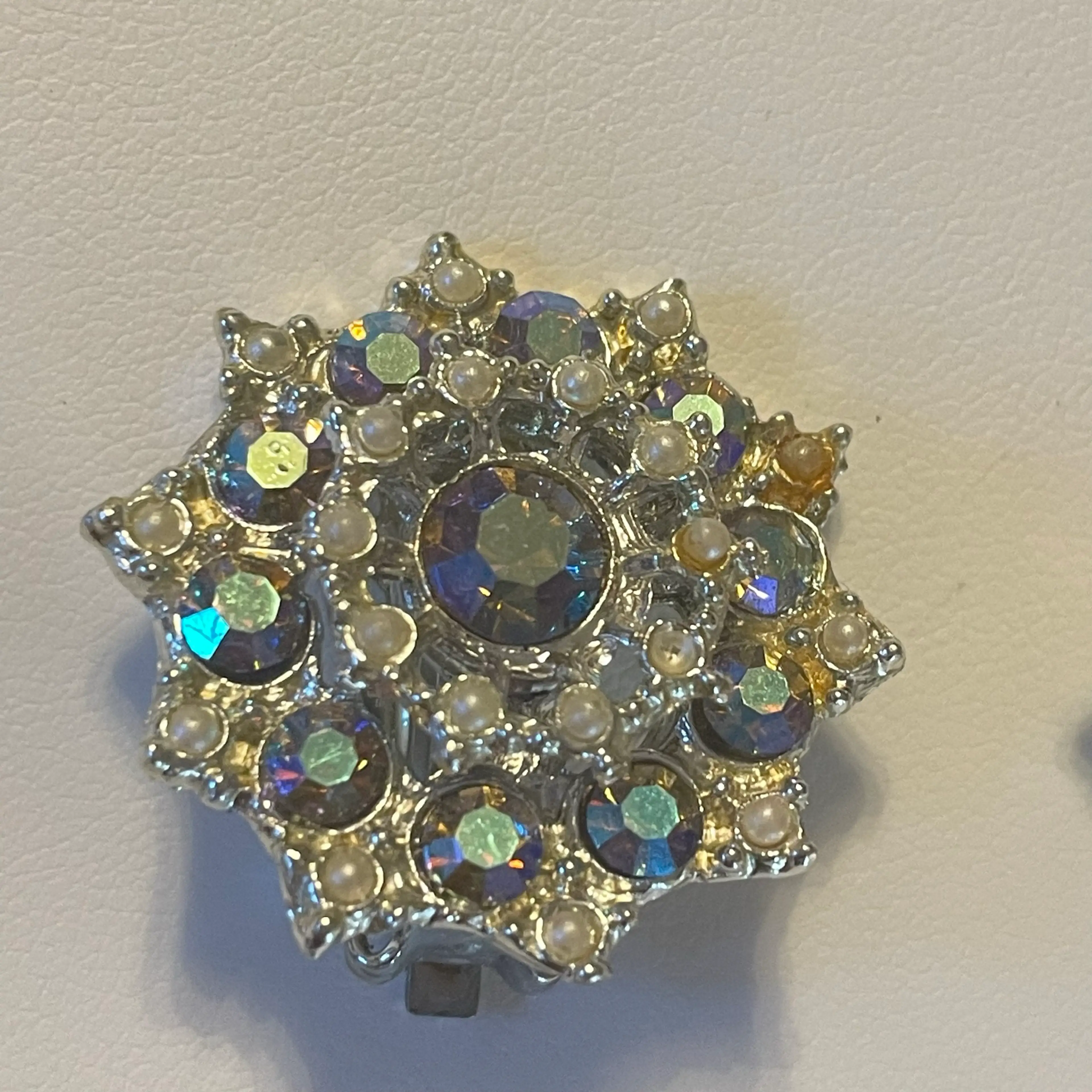 Image 2 of 3
