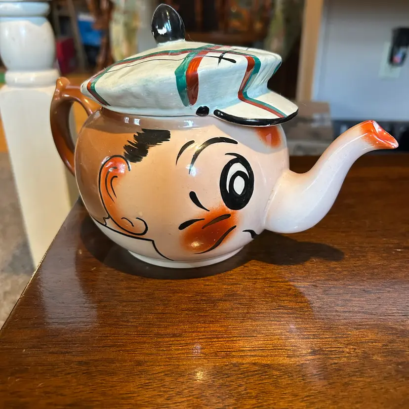 Rare Wade, England Teapot No Chips Or Cracks