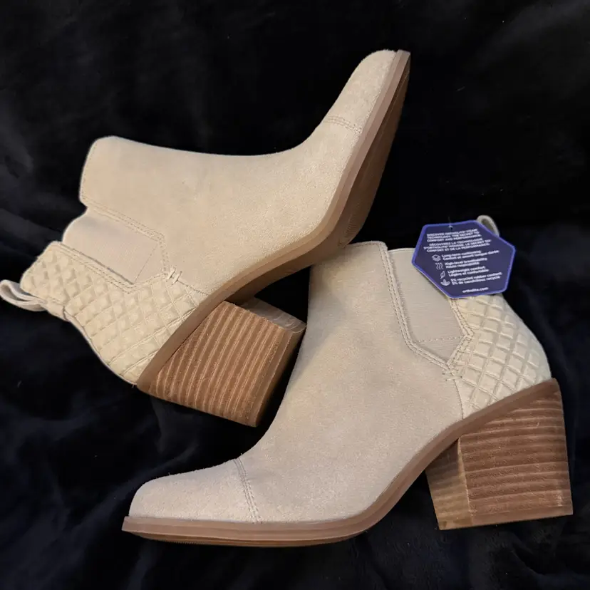 Toms Ankle Boots Size 6
