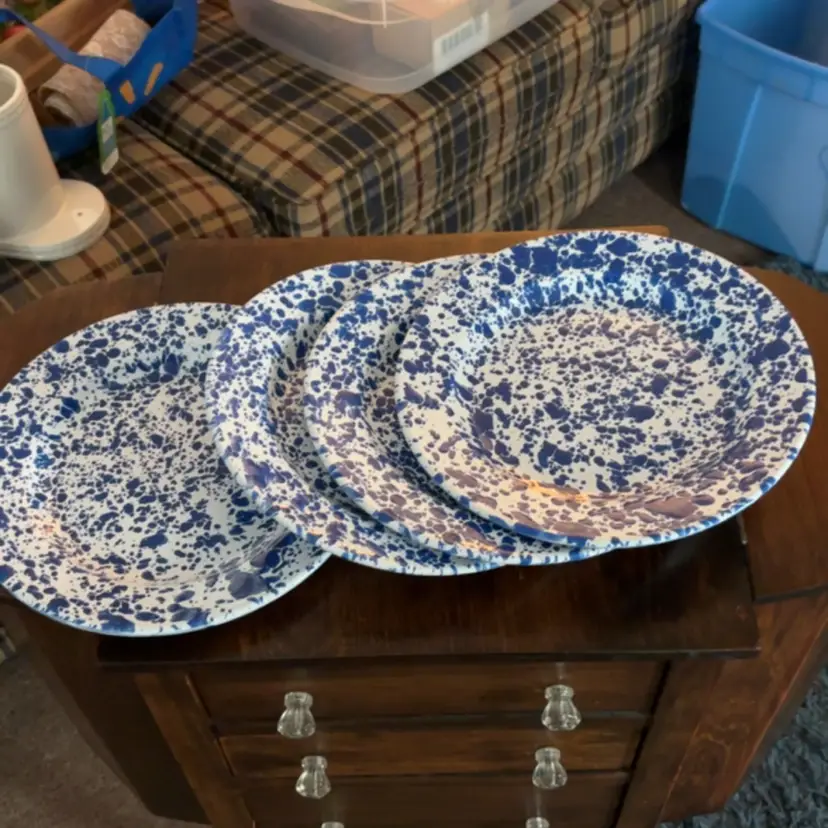 4 Enamel Blue Splatter Full Size Dinner Plates