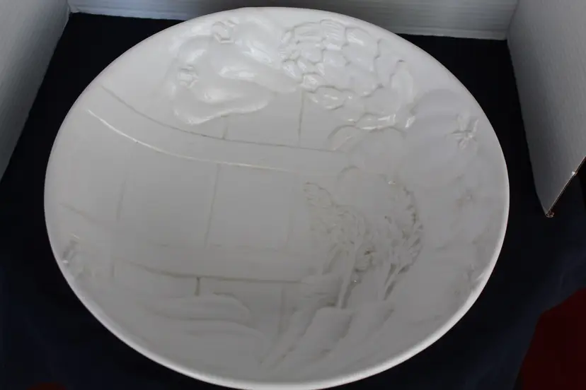 A. SANTOS of Portugal Large 14” White Embossed Ceramic Vegetable / Pasta Bowl.