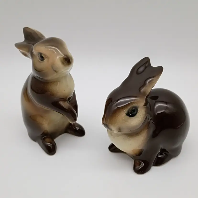 Vintage Pair of Goebel Brown Bunny Rabbits ~ CE 297 Glossy ~ 1 Sitting 1 Laying