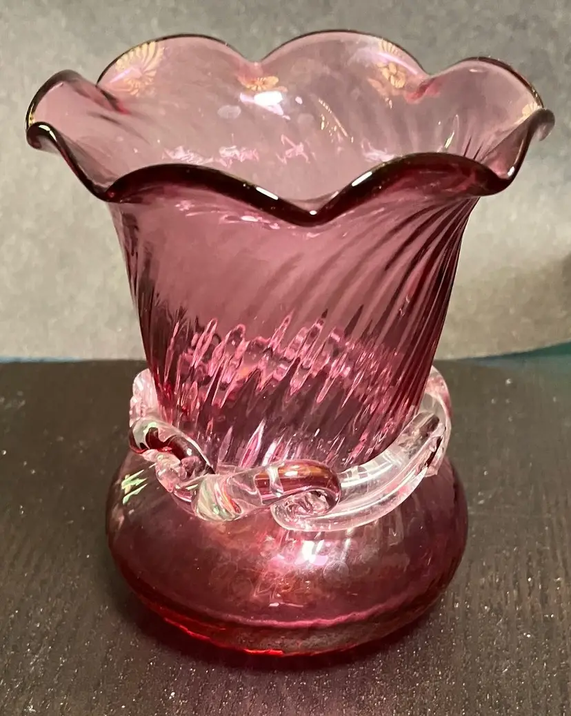 VTG Handblown Pilgrim Pink Cranberry Glass Bud Vase