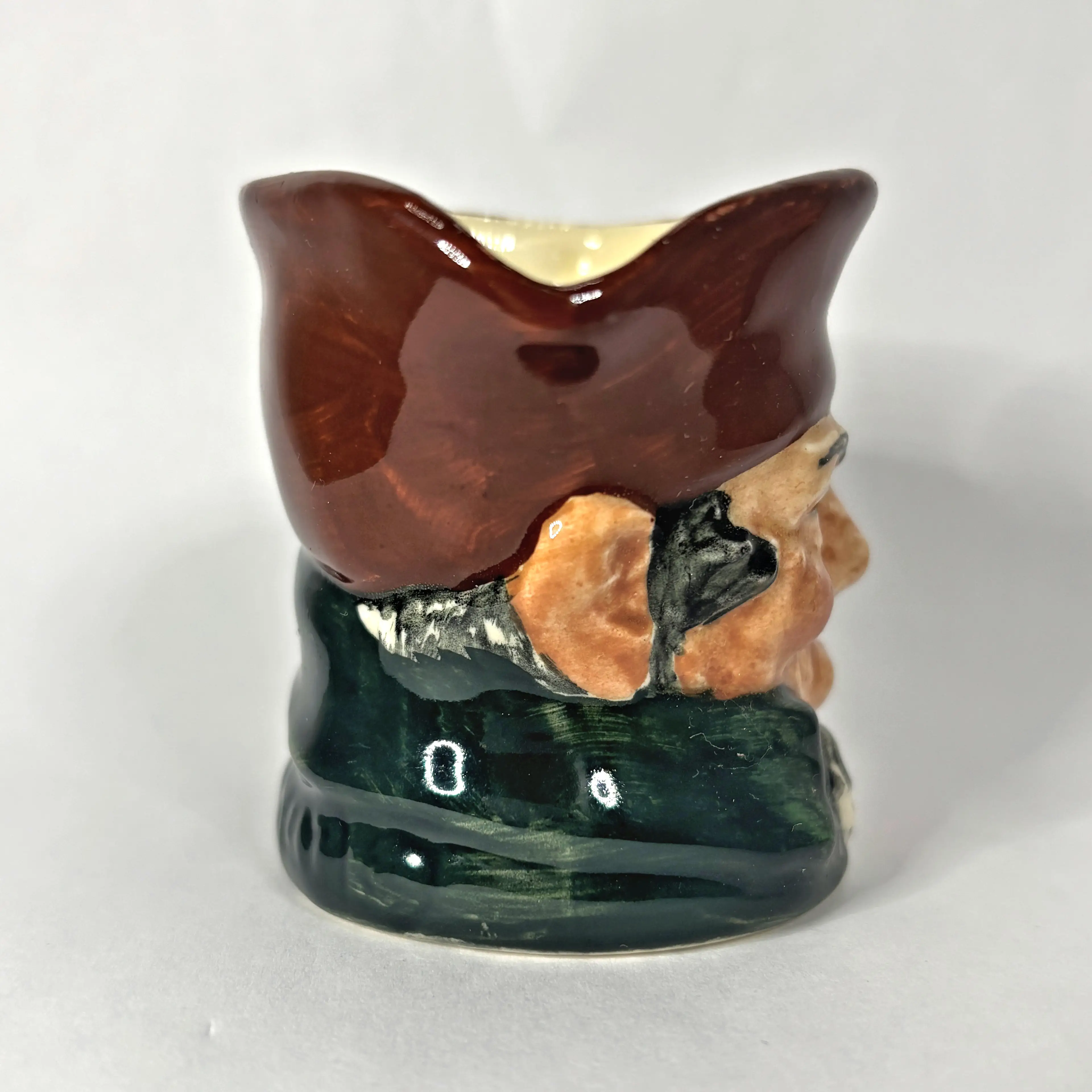 Image 2 of 8