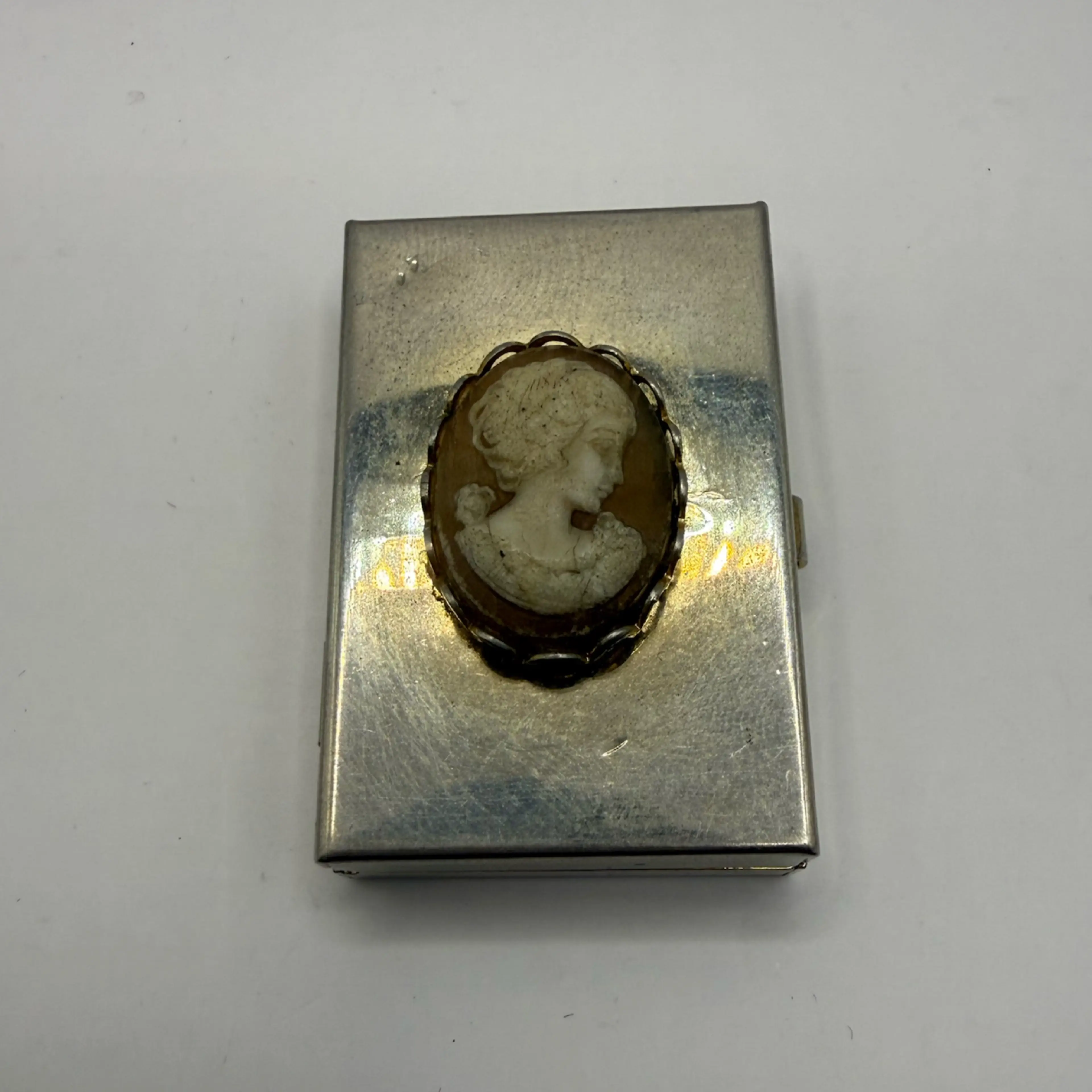 Image 1 of 4