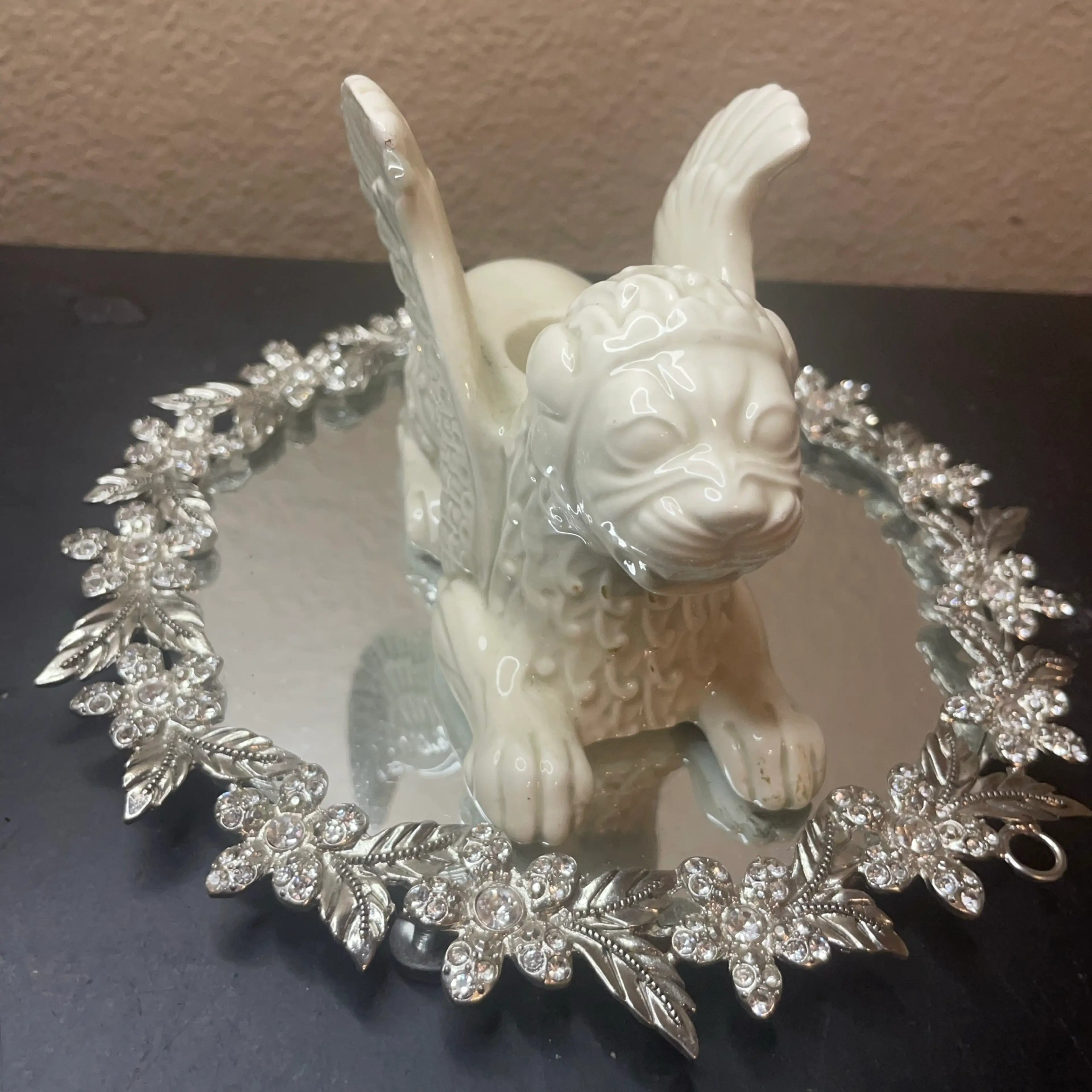 Image 3 of 6