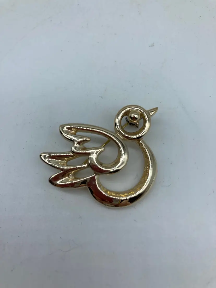 Vintage Sarah Coventry "Slick Chick" Bird Pin/Brooch 1976