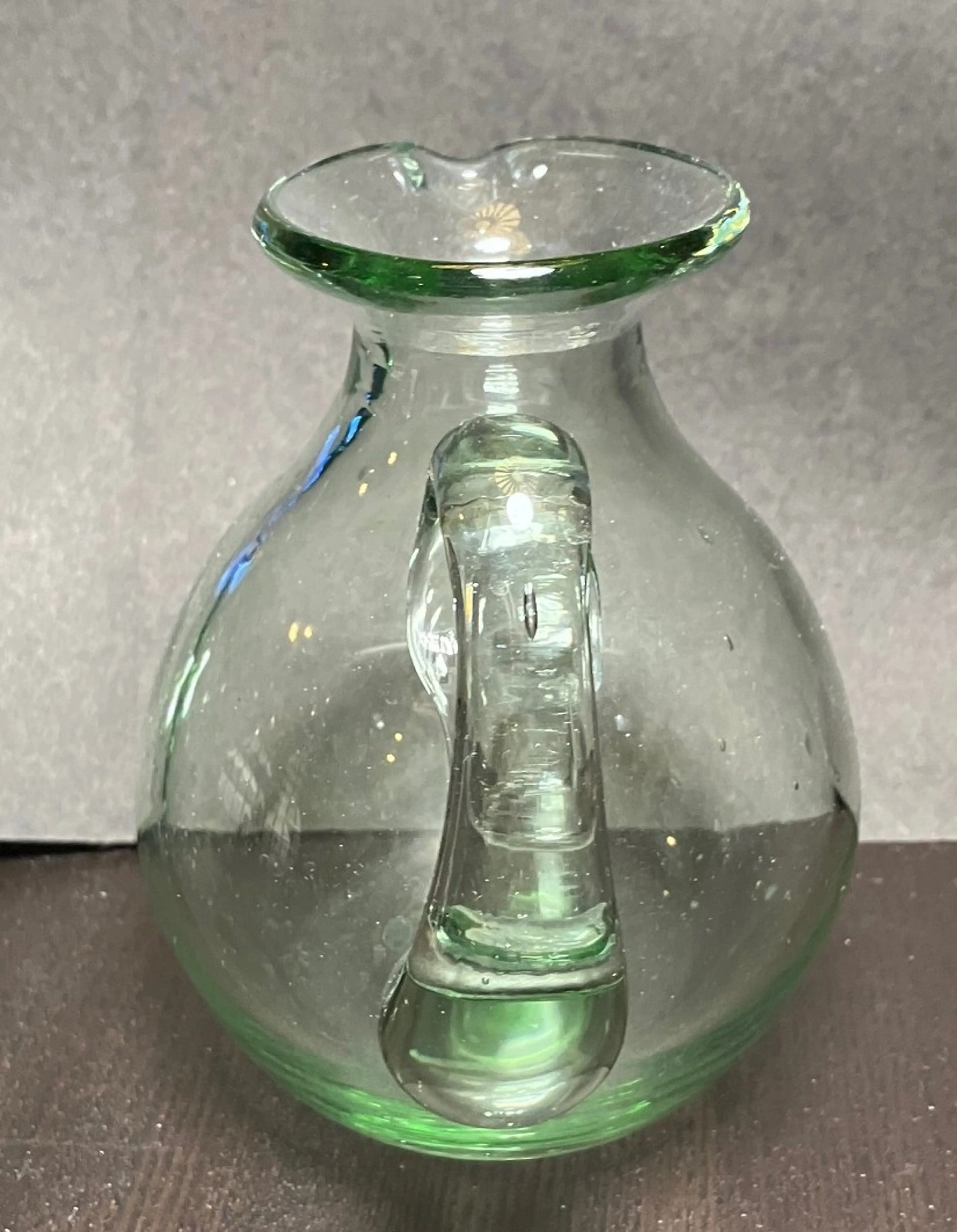 Image 2 of 7