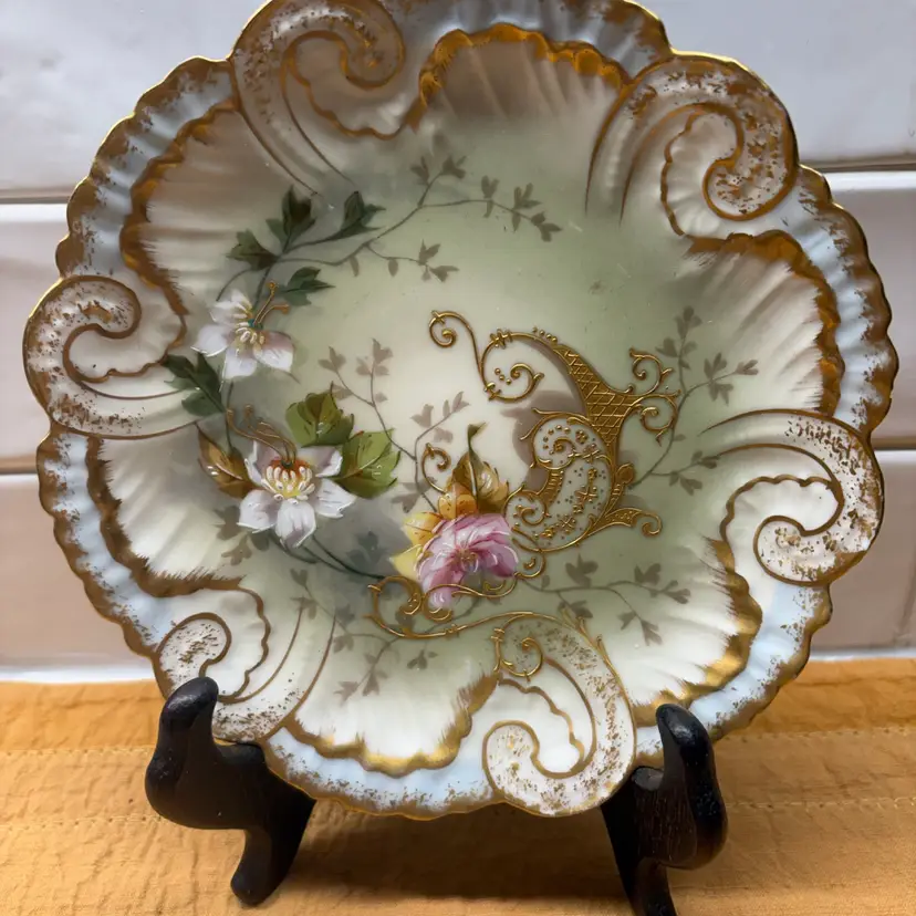 Antique Limoges France Porcelain Plate Hand Painted Floral Gold Scalloped 7"