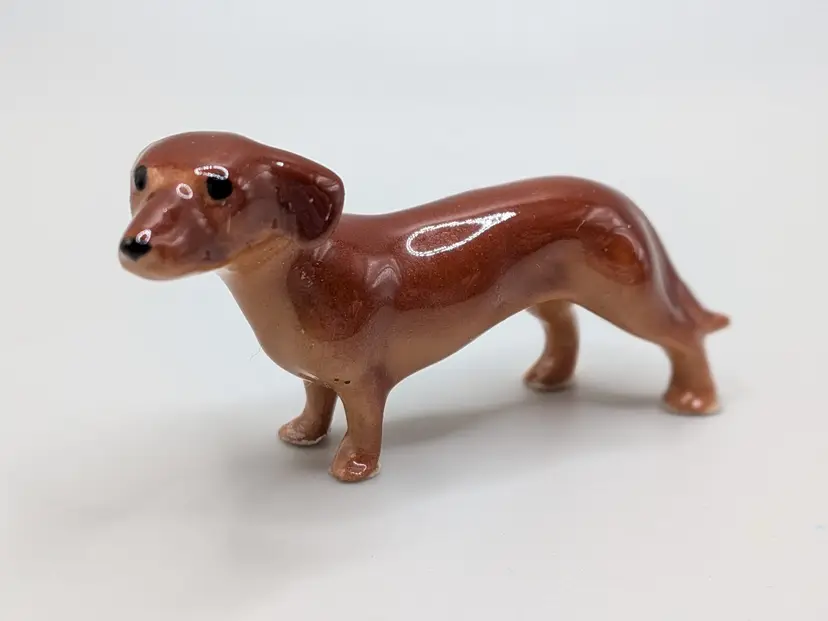 Vintage Hagen Renaker Brown Glazed Ceramic Dachshund Doxie Weiner Dog Figurine
