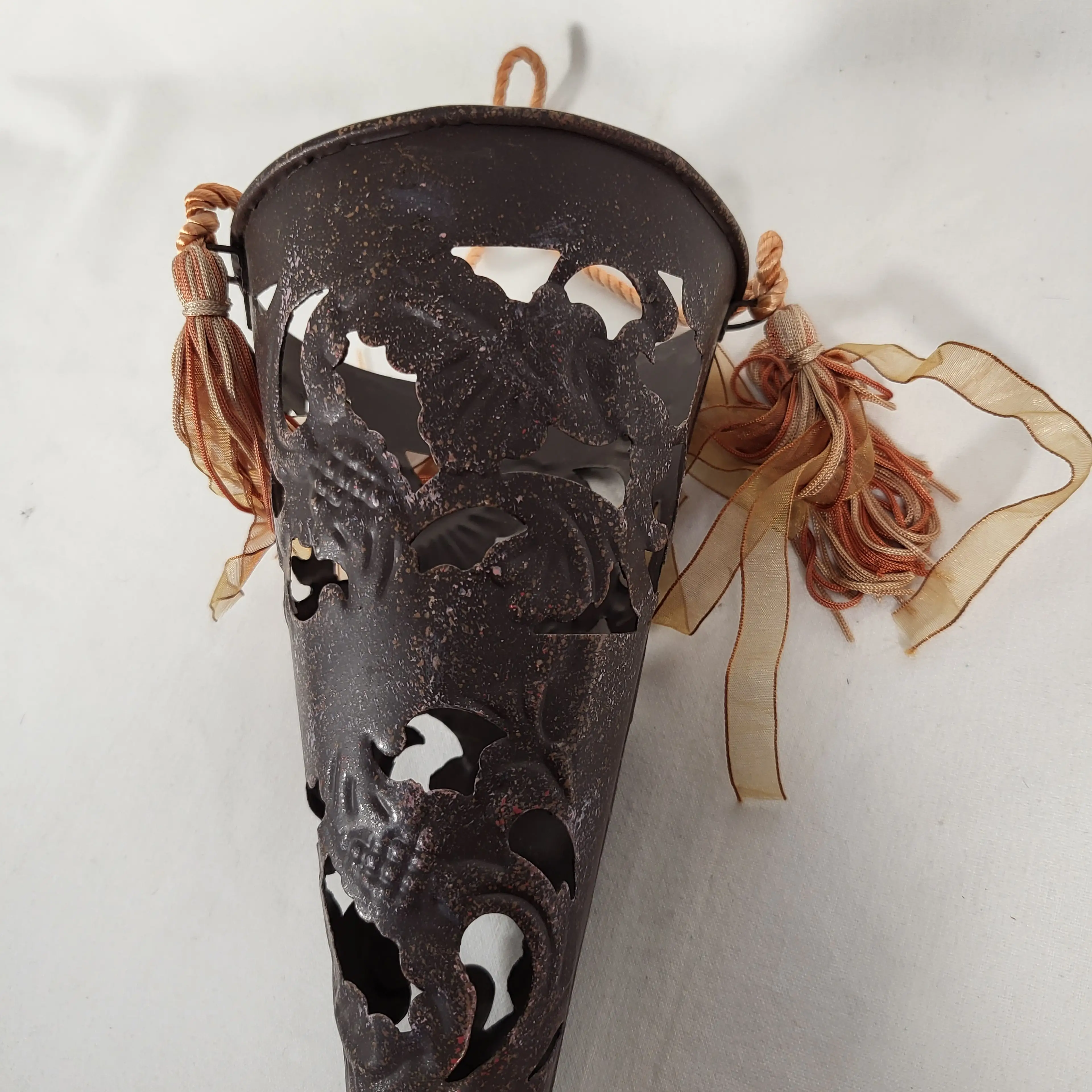 Image 2 of 7