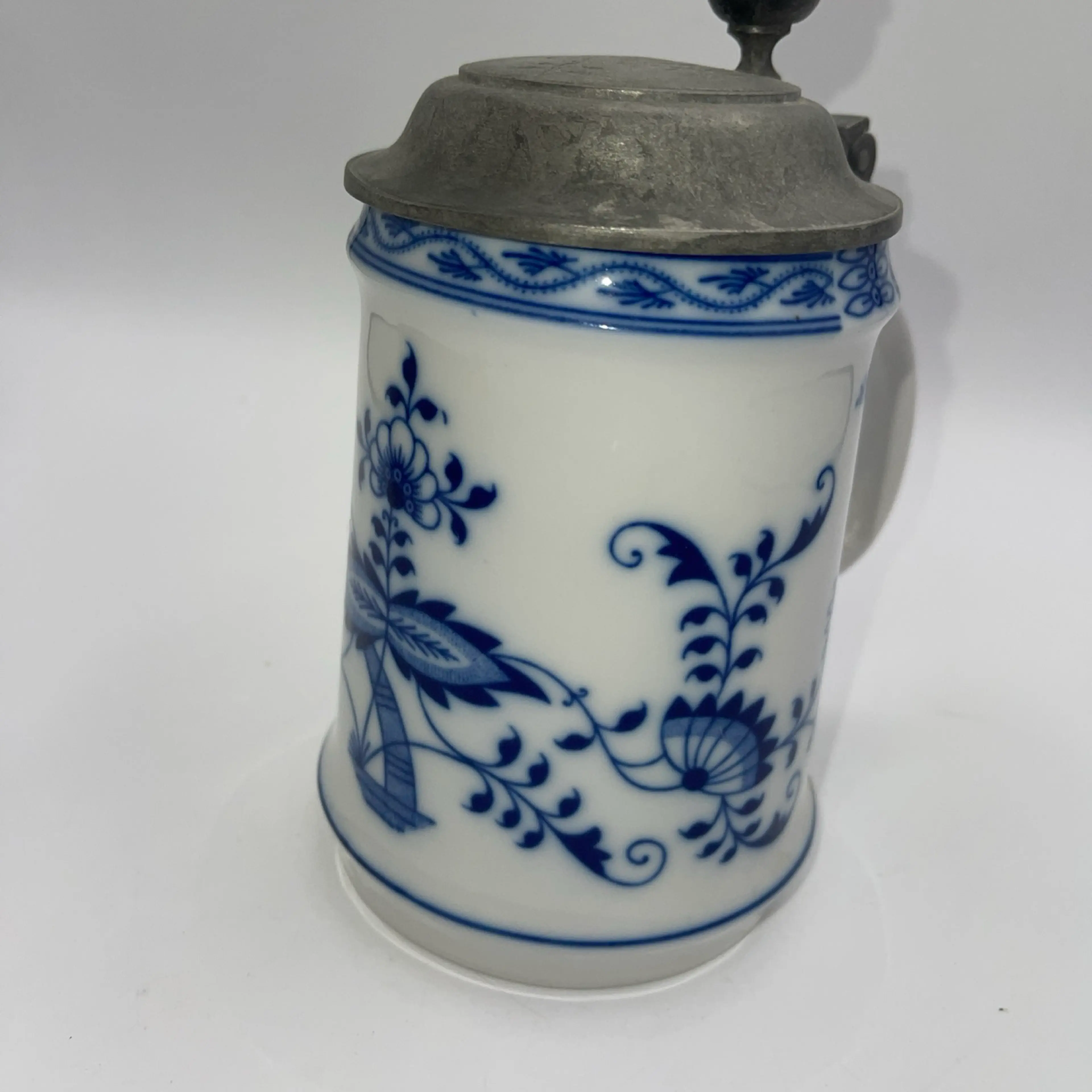 Image 4 of 12