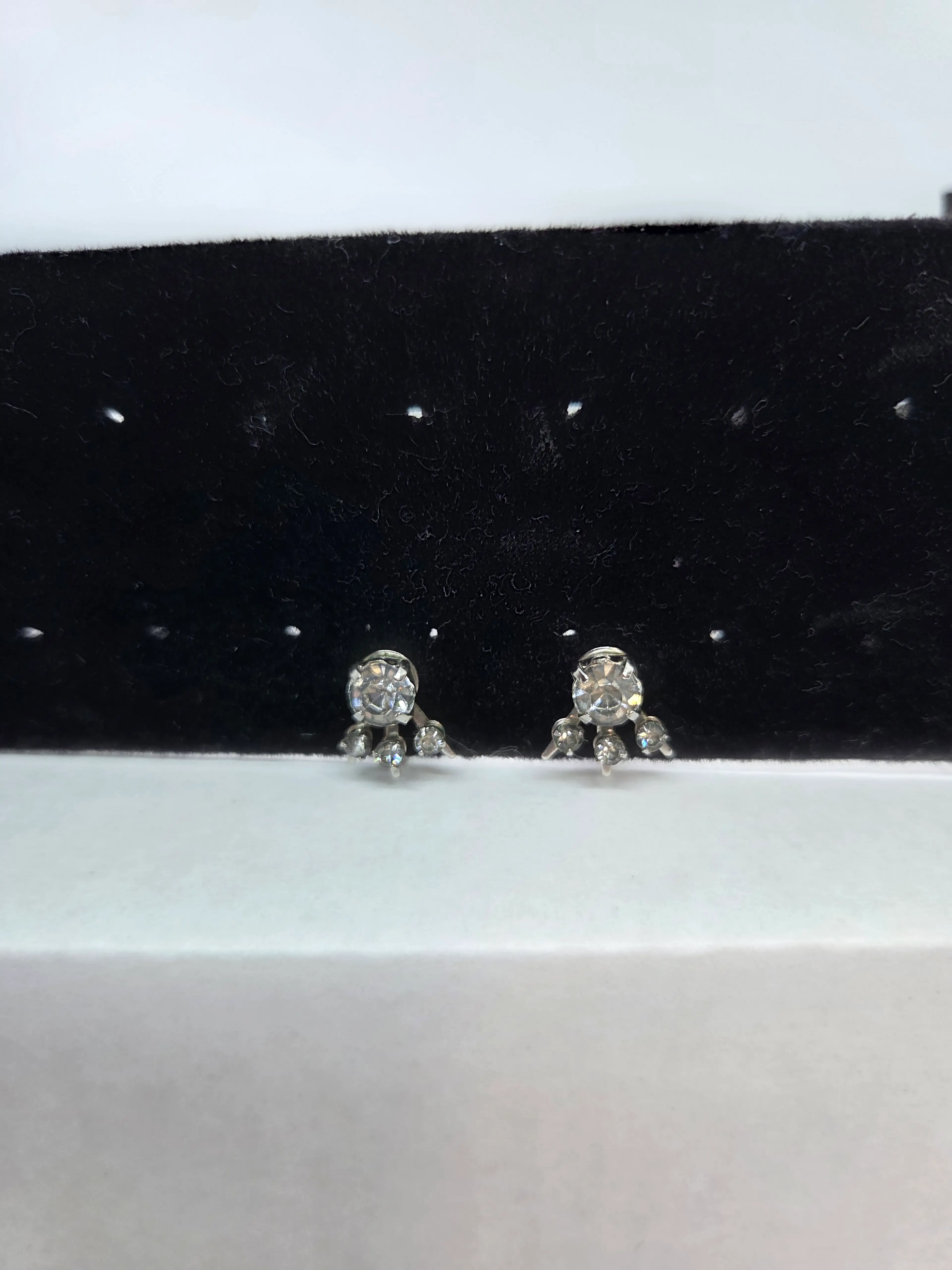 Image 2 of 4