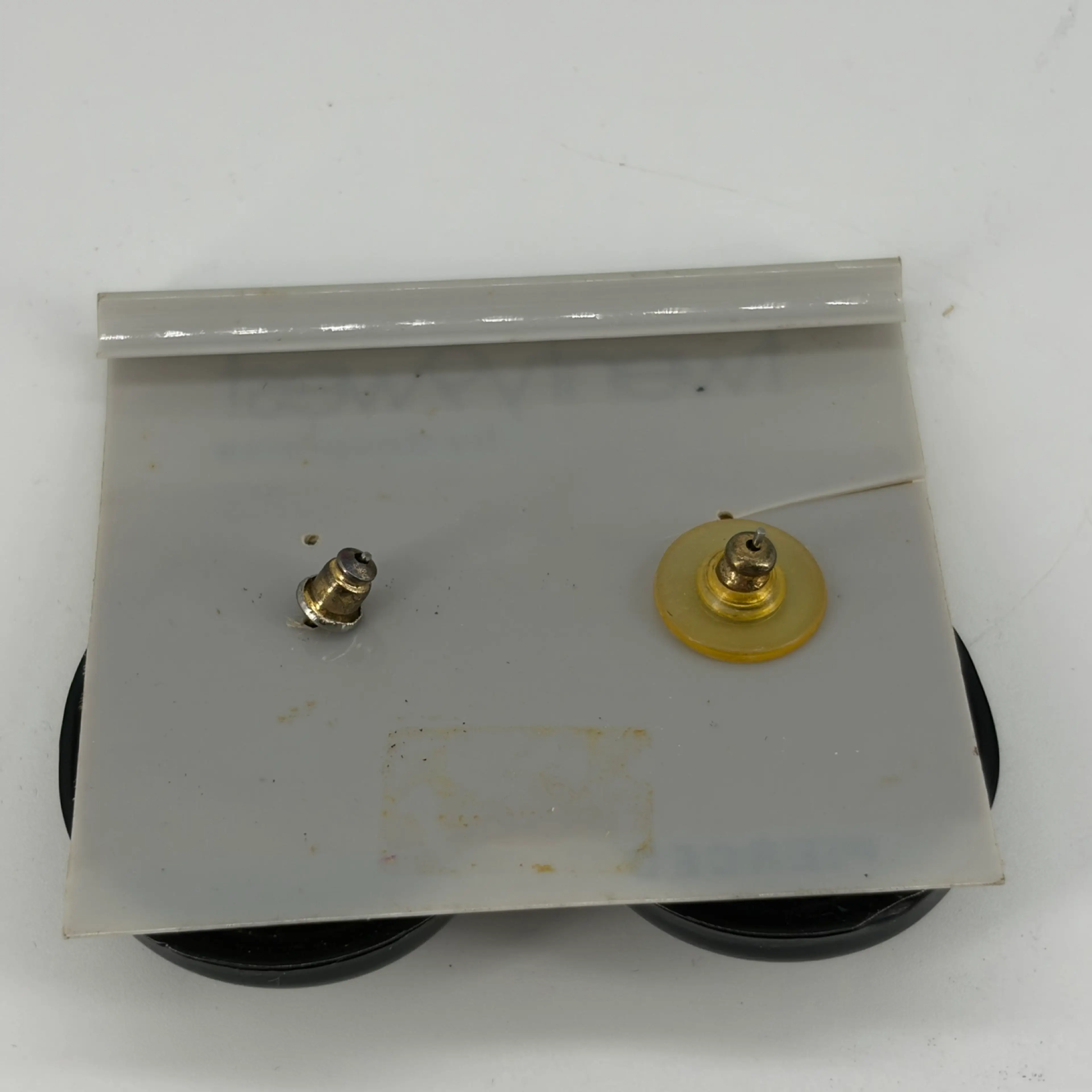 Image 2 of 2