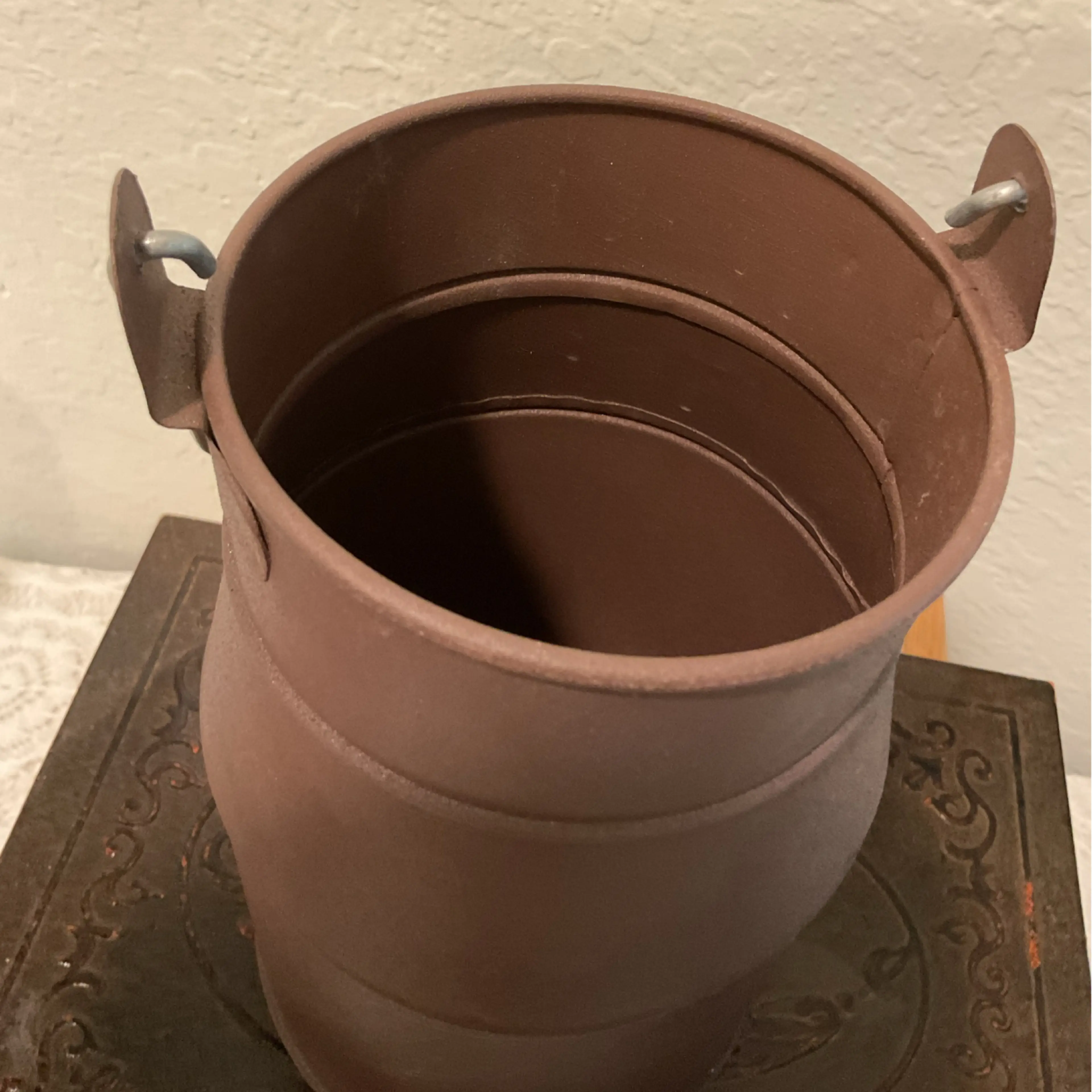 Image 2 of 2
