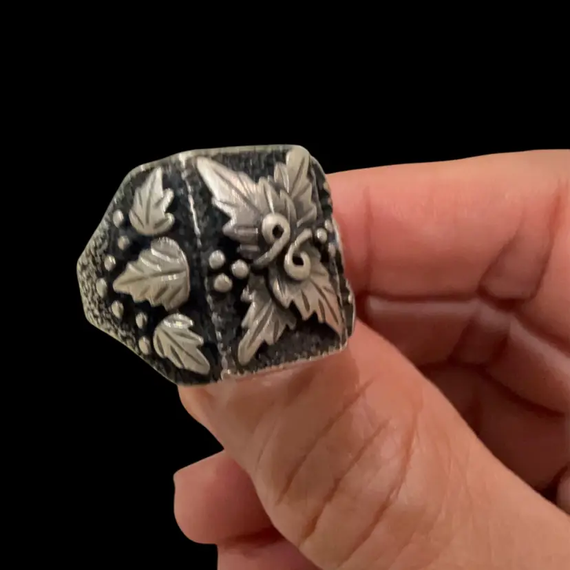 Sterling Black Hills Style Ring Size 10.5
