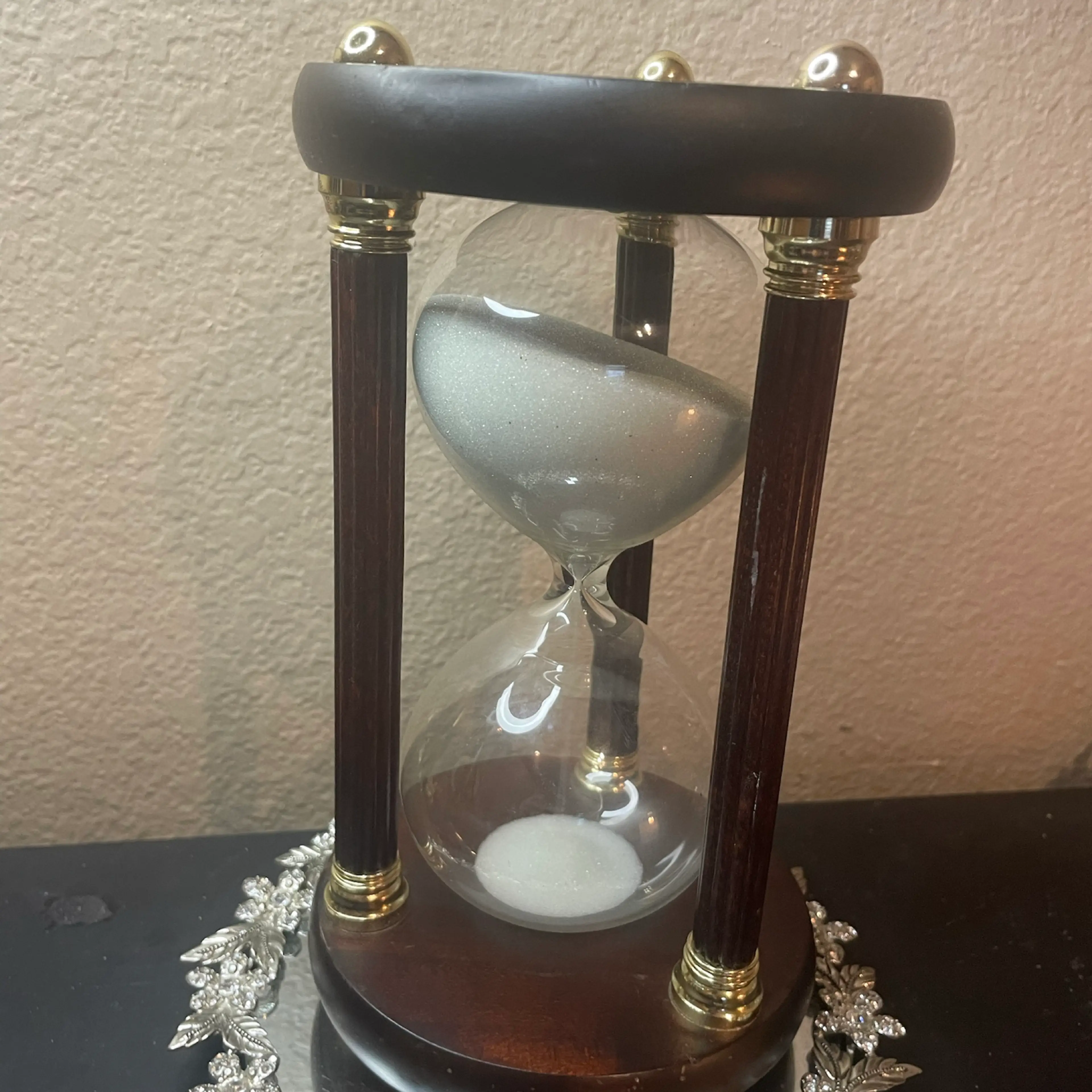 Image 2 of 6