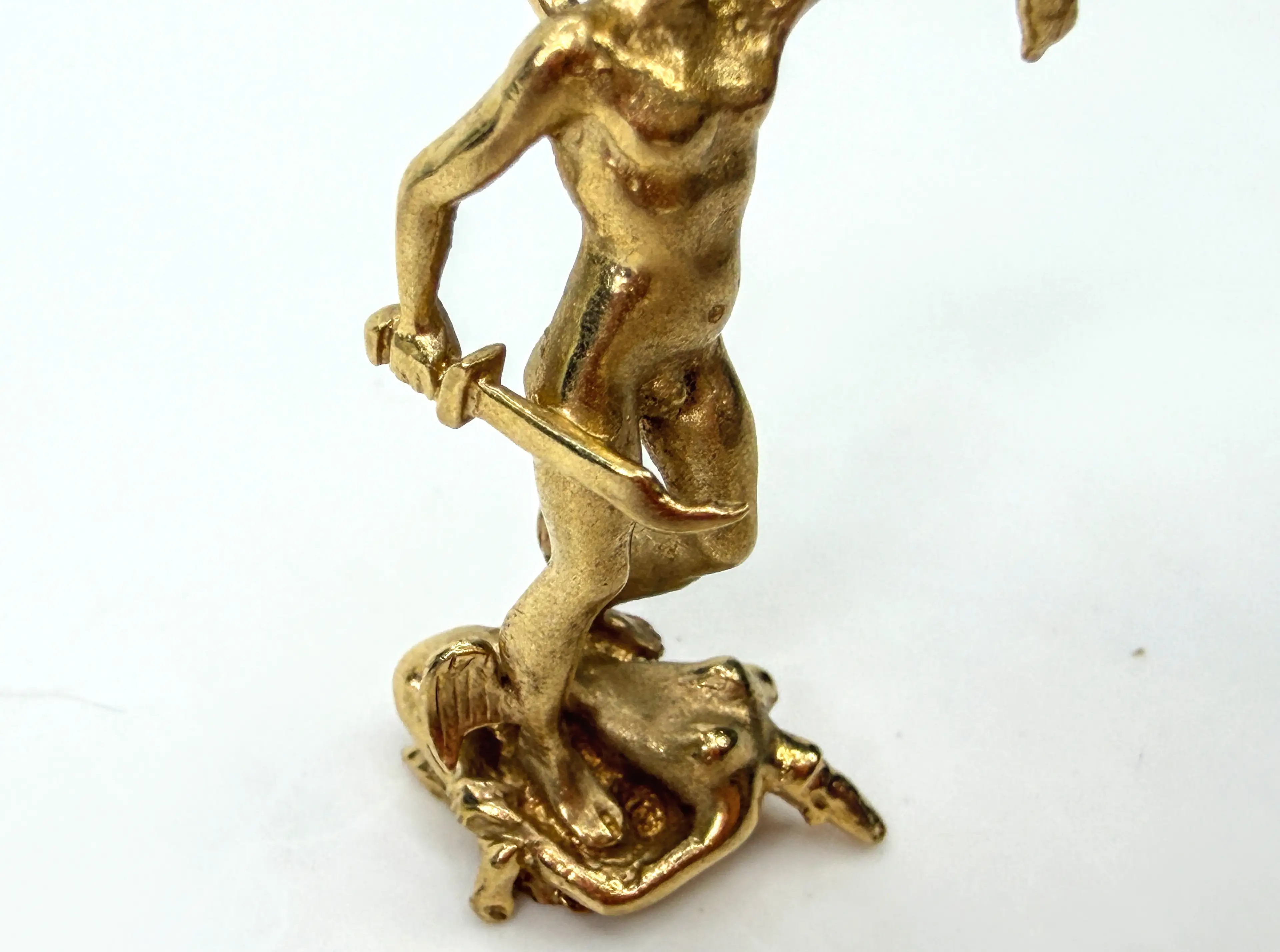 Image 4 of 7