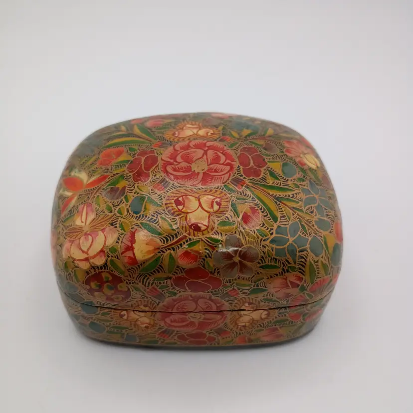 Lacquered paper mache trinket box from Kashmir