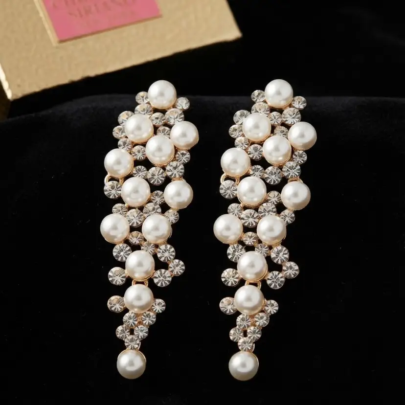 NIB Christian Siriano New York Statement Pearl & Rhinestone Cascade Earrings