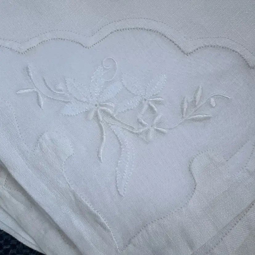 One Dozen Vintage Embroidered Cloth Napkins 16”