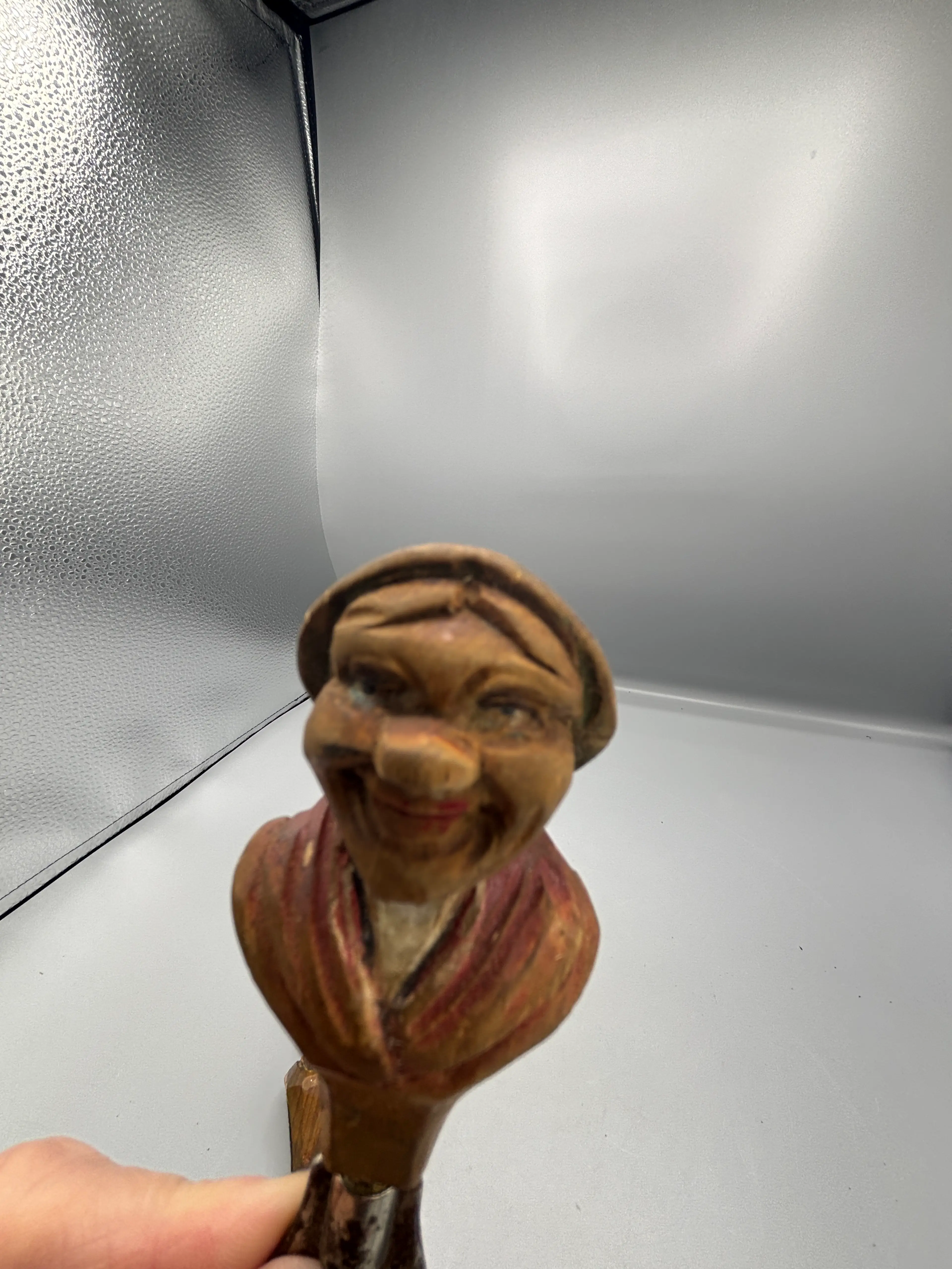 Image 4 of 9
