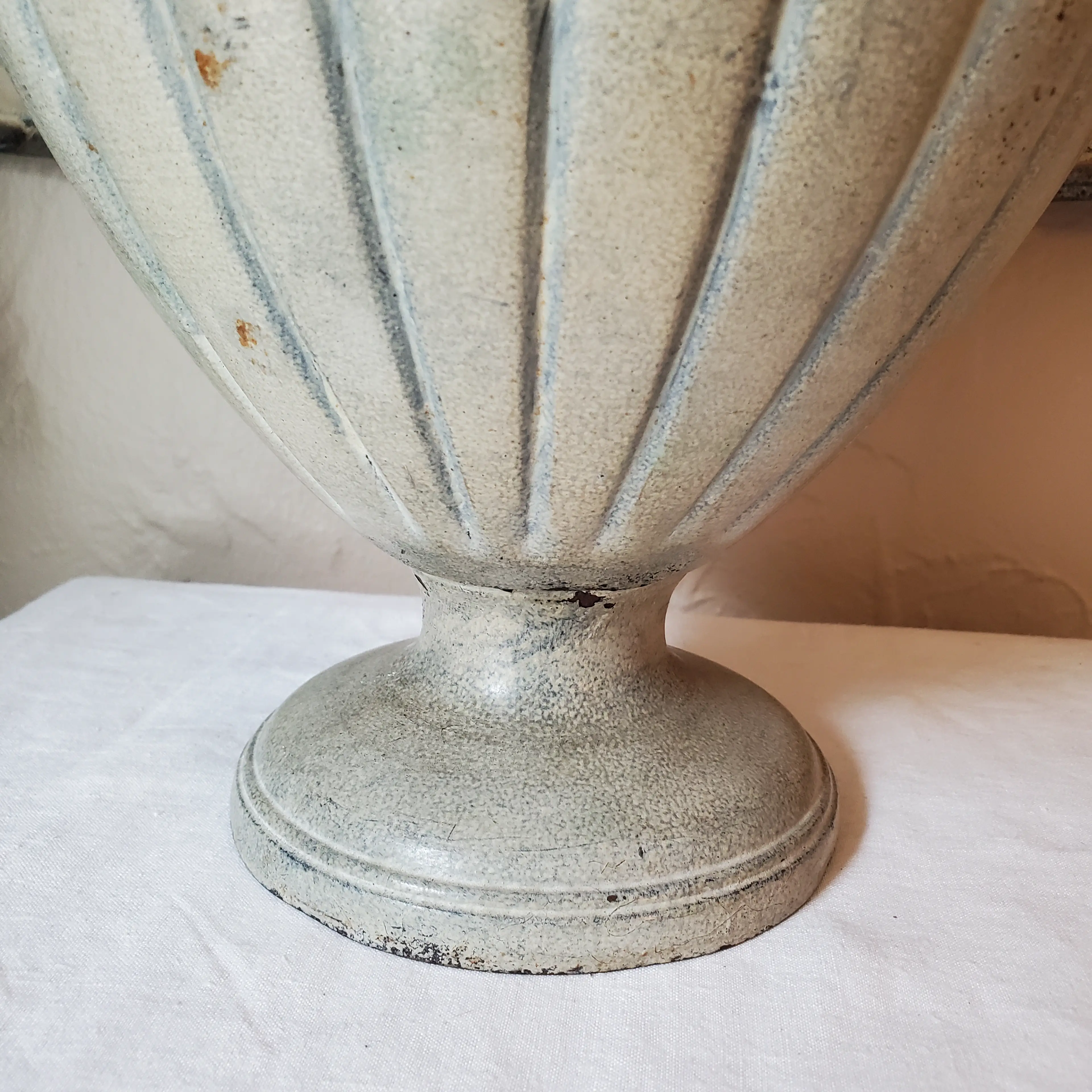 Image 4 of 4